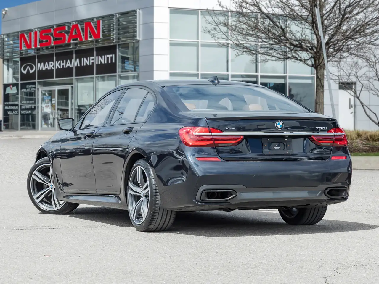 BMW 7 Series снимка BMW 7 Series
