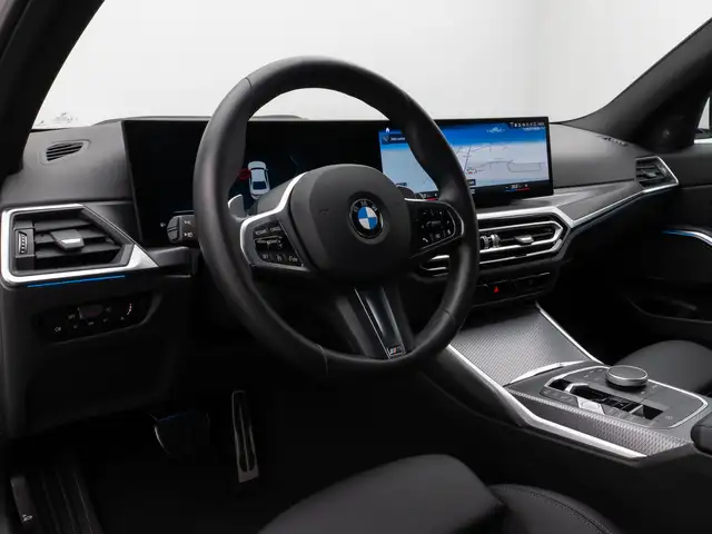 BMW 3 Series view 20