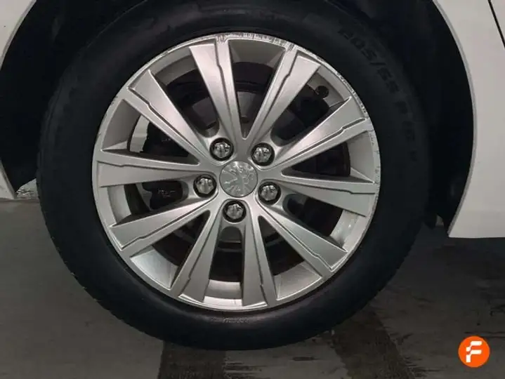 Peugeot 308 2018, foto 31