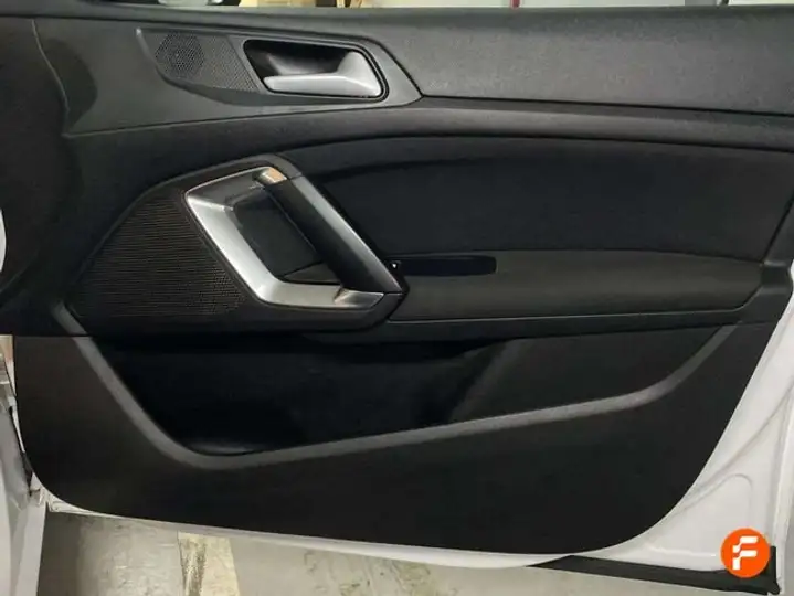 Peugeot 308 2018, foto 27
