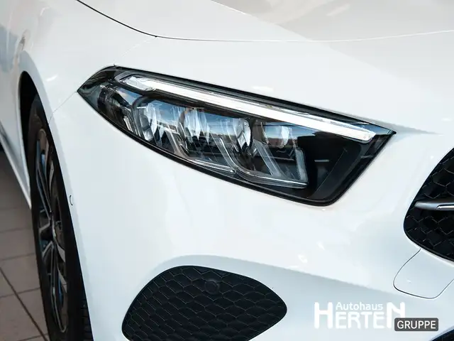 Mercedes-Benz A-Class view 13