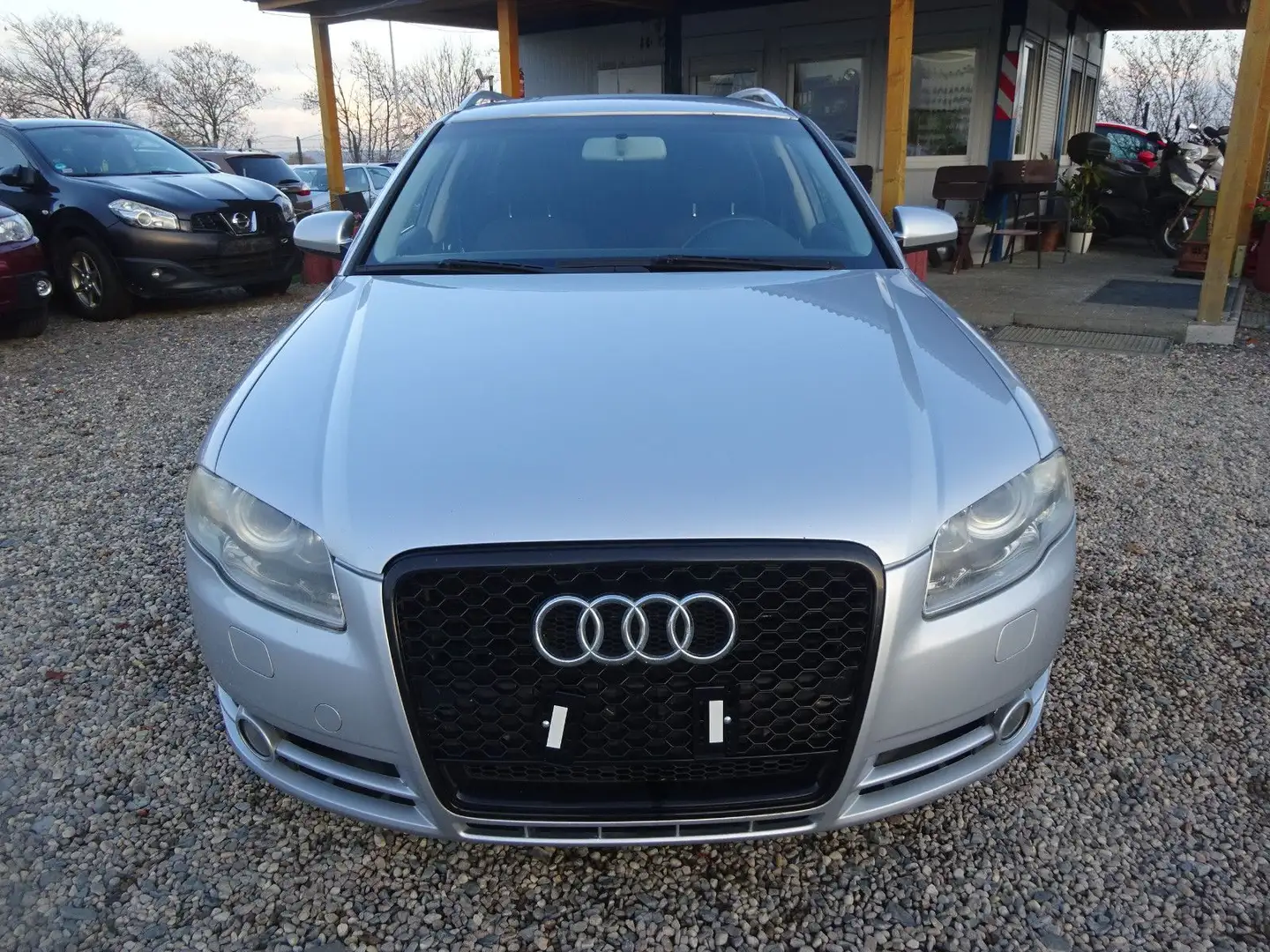 Audi A4 2.0 TDI 125kW Avant Silber - 2