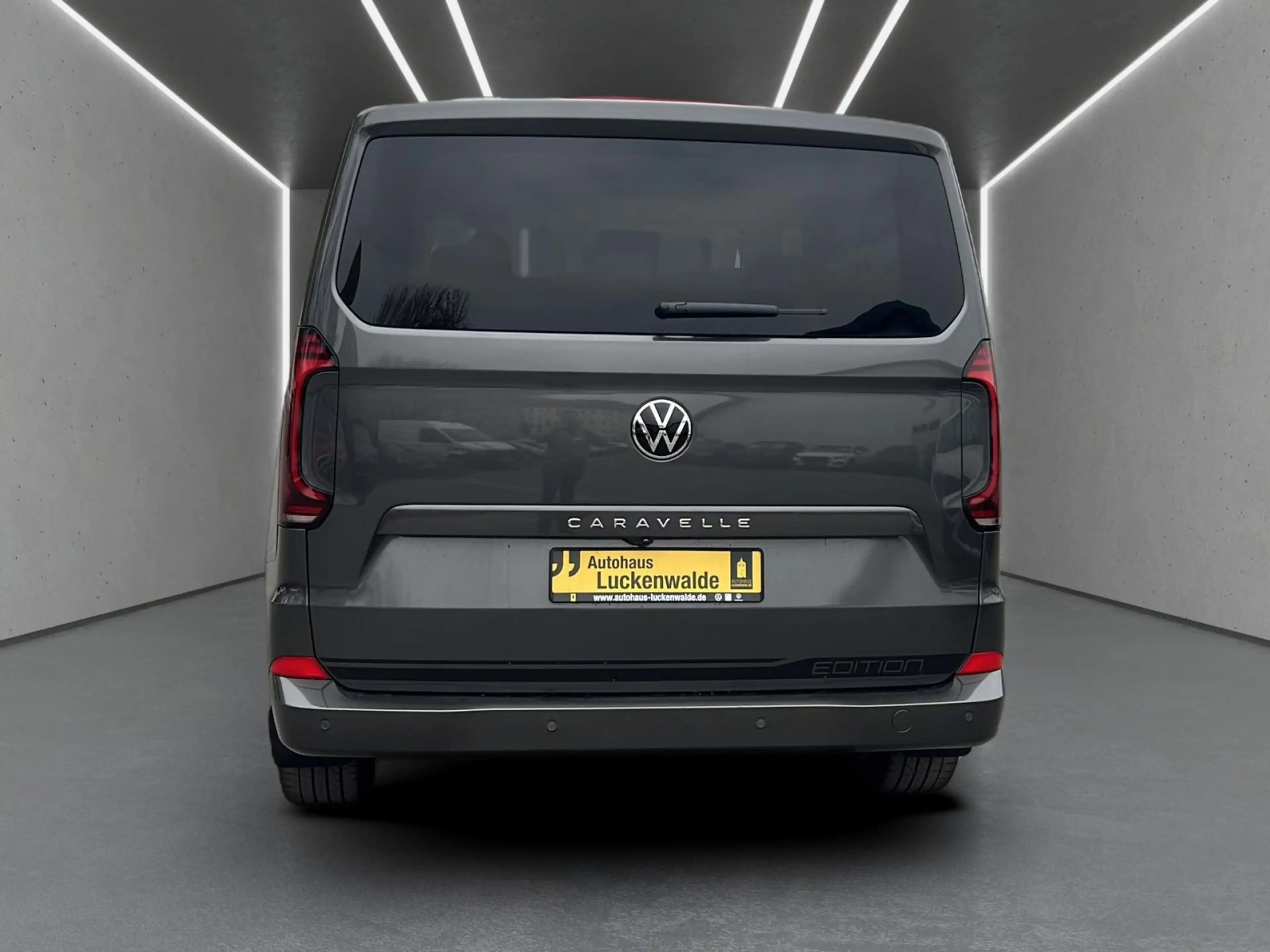 Volkswagen T7 Caravelle 2.0 TDI Edition LR Aut. *AHK*ACC* — photo 6