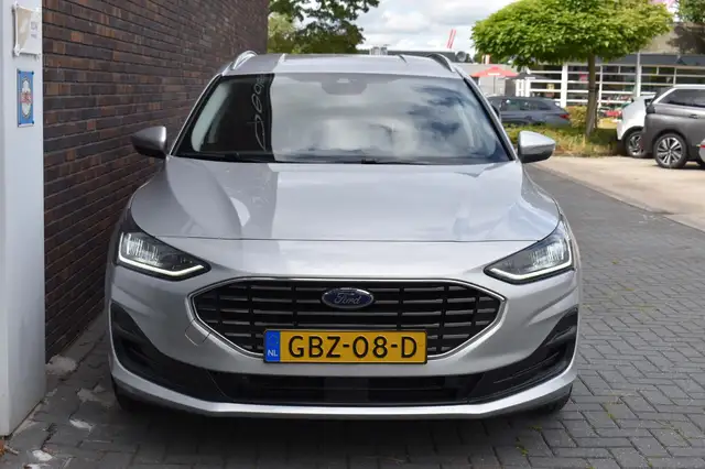 Ford Focus view 9