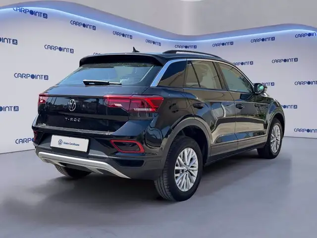 Volkswagen T-Roc view 6
