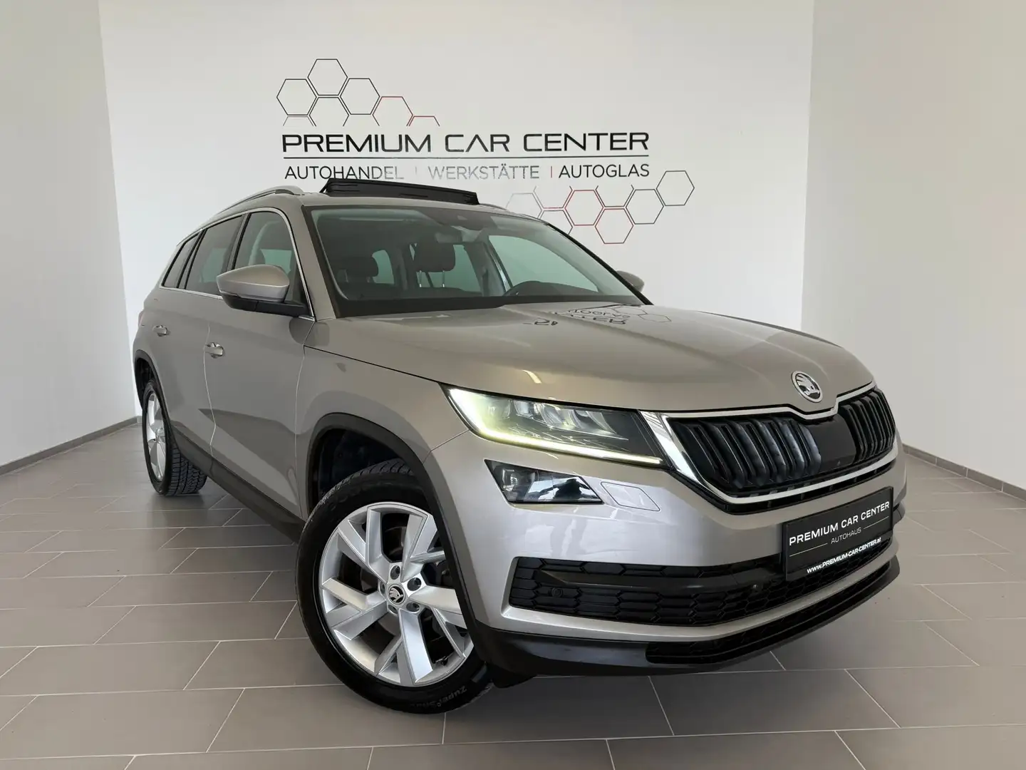 Skoda Kodiaq 2,0 TDI SCR 4x4 Style DSG BORDCOM. / NAVI / LED Grigio - 1