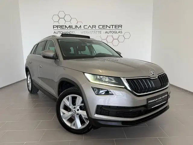Skoda Kodiaq 2,0 TDI SCR 4x4 Style DSG BORDCOM. / NAVI / LED