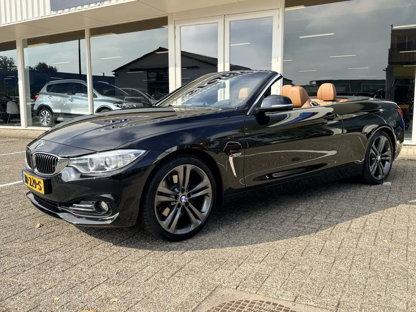 BMW 428 4-serie Cabrio 428i High Executive | Bi-Xenon | Na Zwart - 2