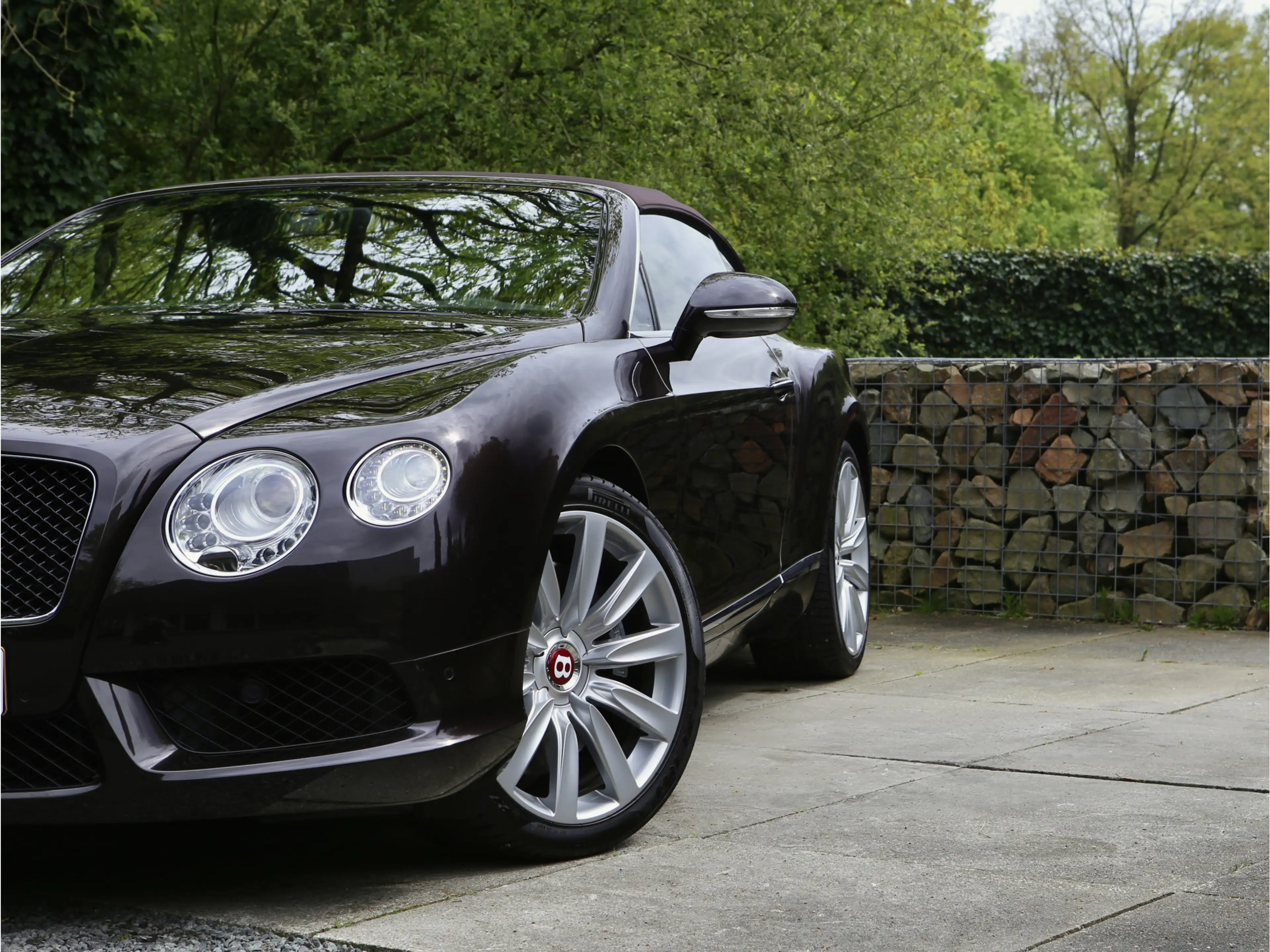 Bentley Continental GTC 4.0 V8 Mulliner — photo 15