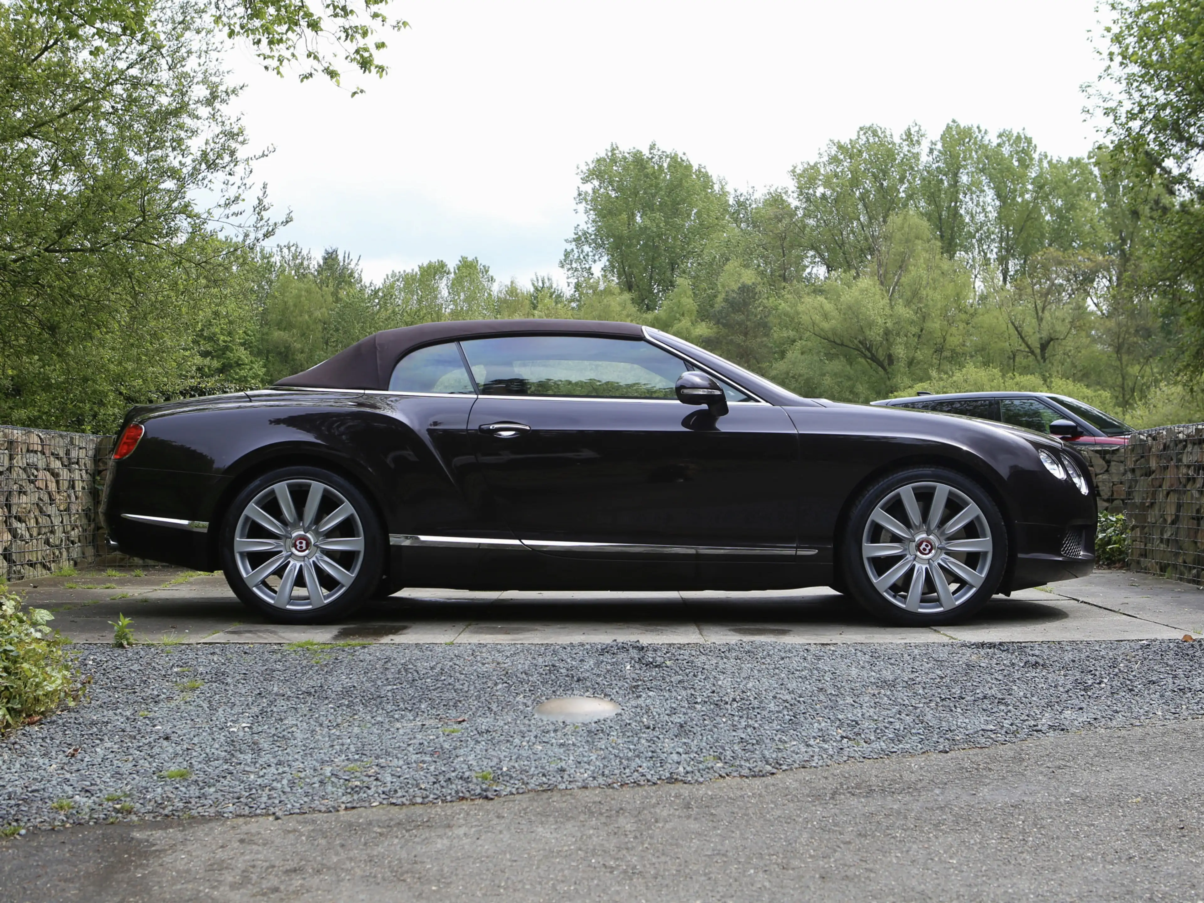Bentley Continental GTC 4.0 V8 Mulliner — photo 3