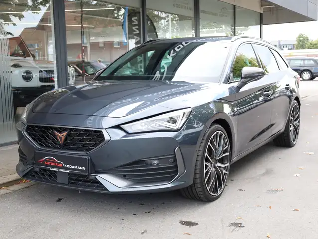Cupra Leon view 5