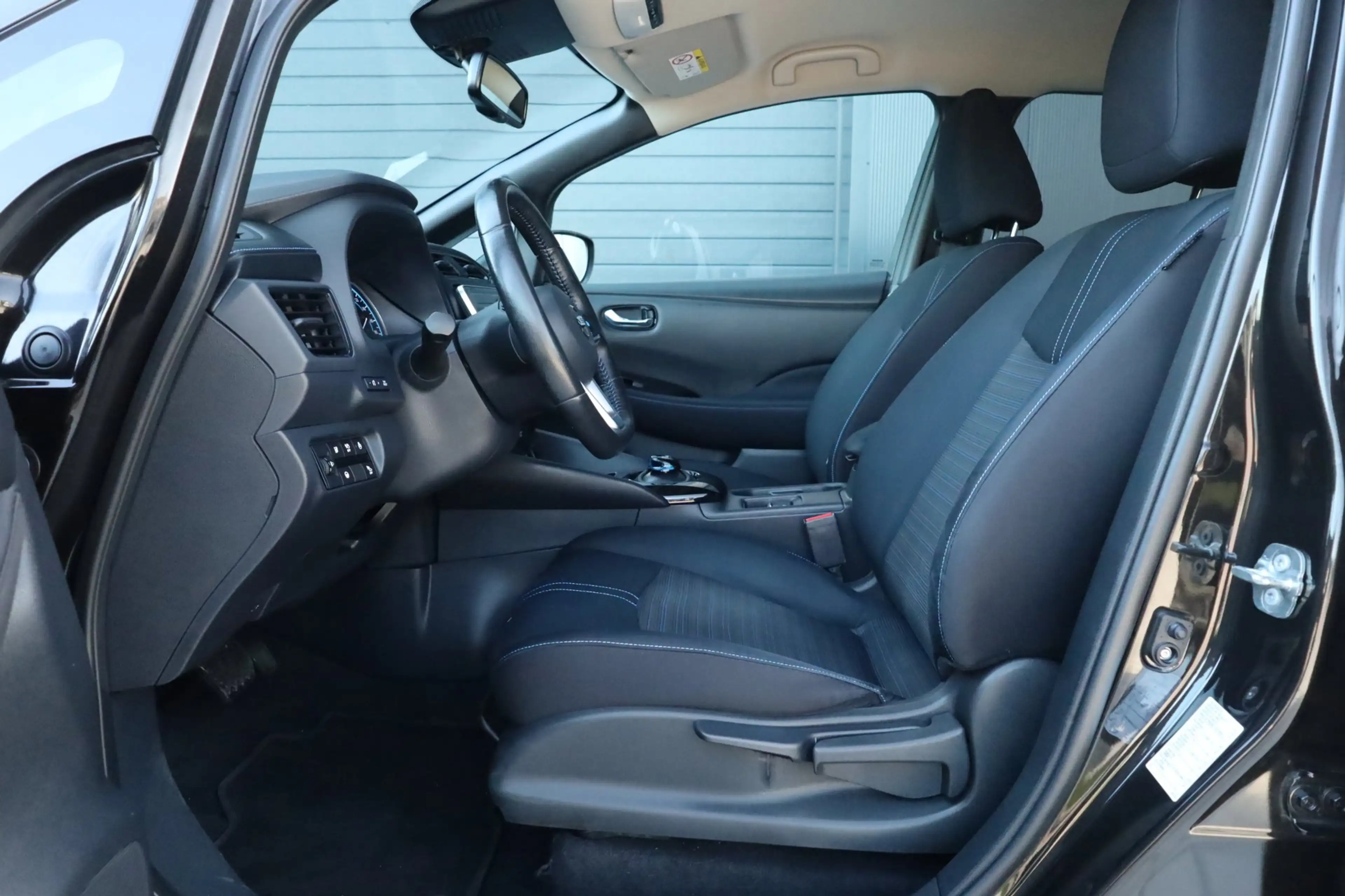 Nissan Leaf 2.ZERO EDITION 40 kWh Carplay, Camera Adaptief — photo 14