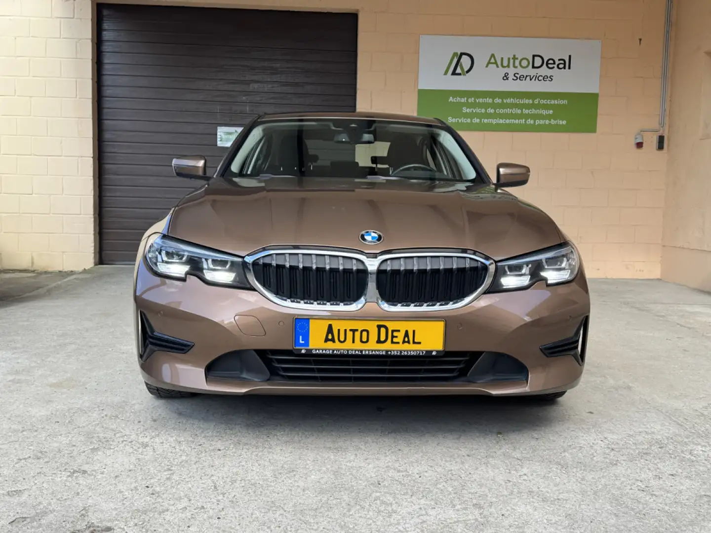 BMW 318 d Busnes 150cv Brun - 2