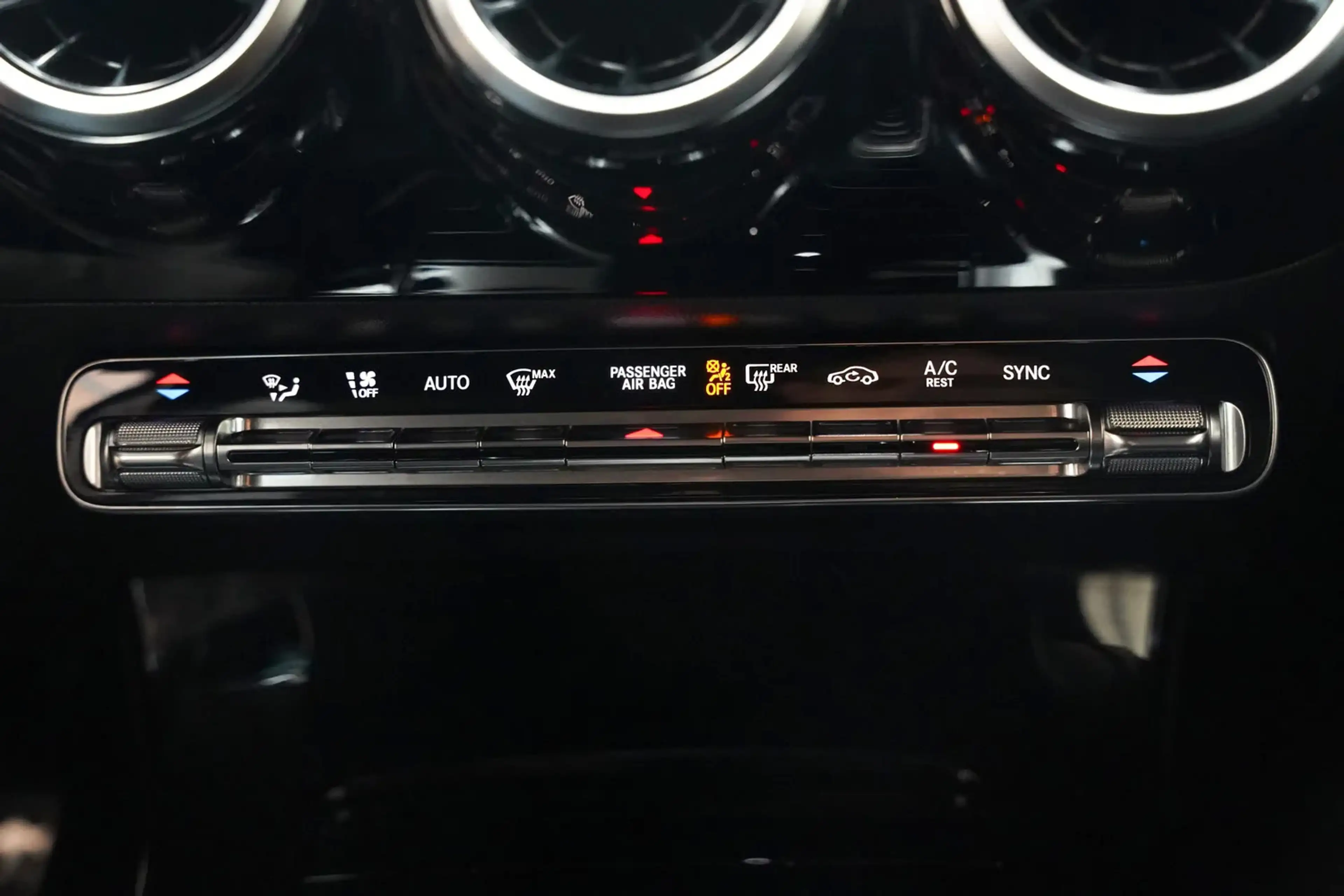 Mercedes-Benz A 180 AMG Line Aut. [ Schuifdak Led Half Leer Stoelverwa — photo 9