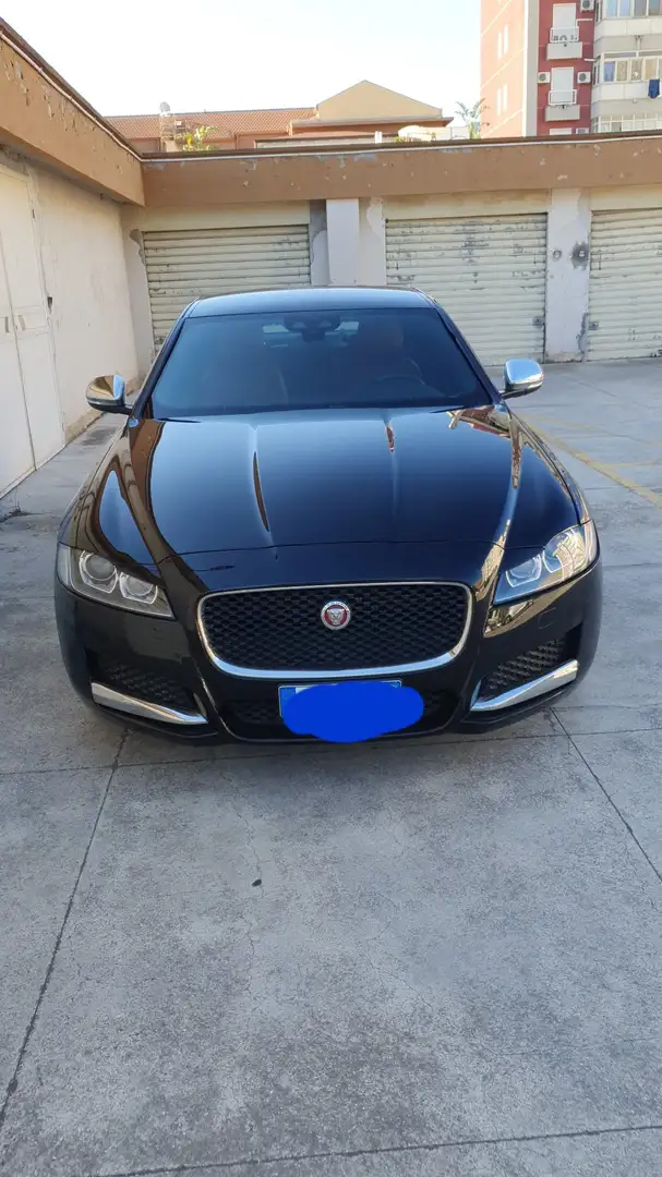 Jaguar XF 2.0d i4 Pure 180cv auto . Nero - 2
