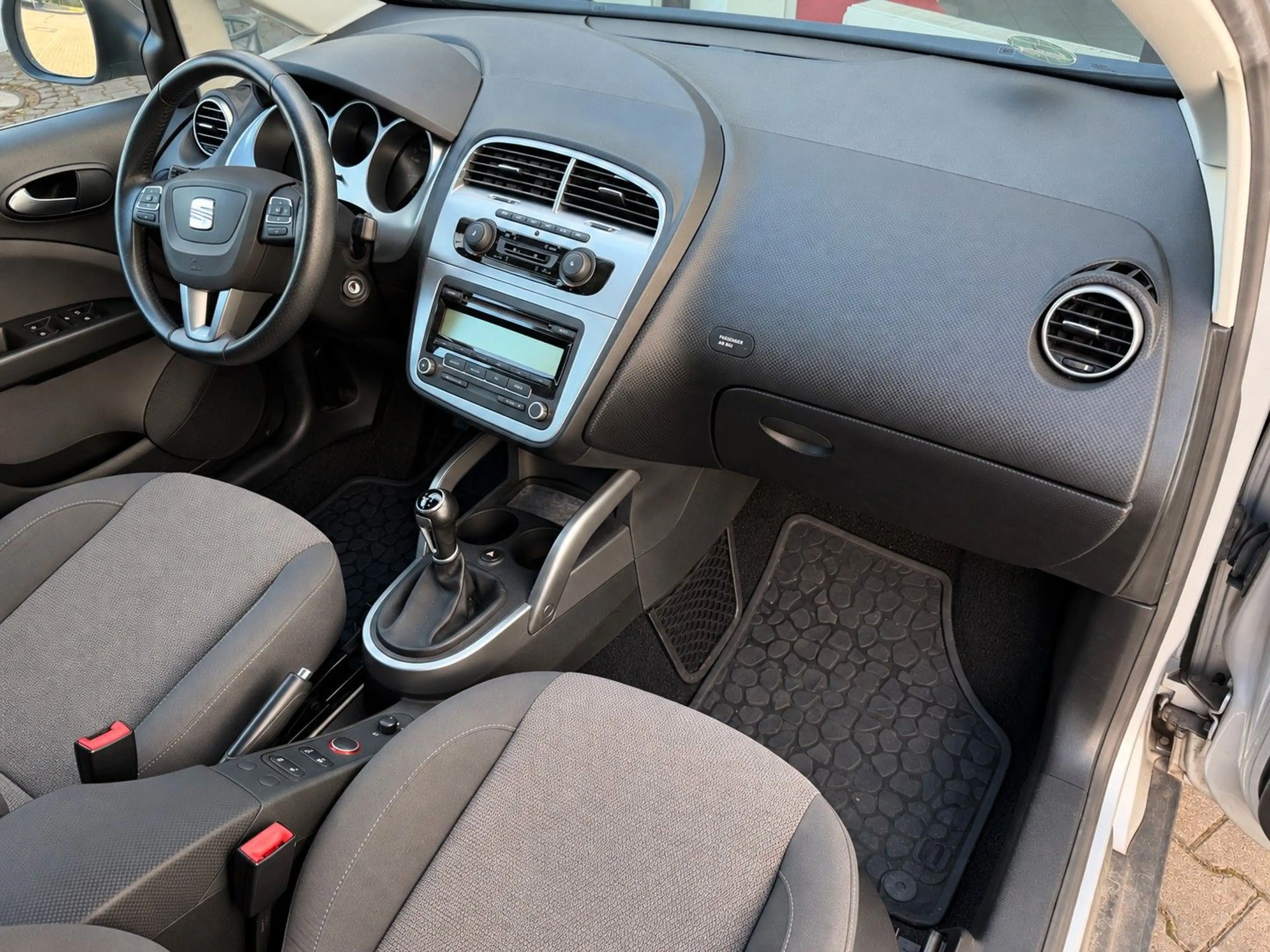 SEAT Altea XL 2.0 TDI Stylance/Tempomat/PDC/SHZ/1Hand — photo 10