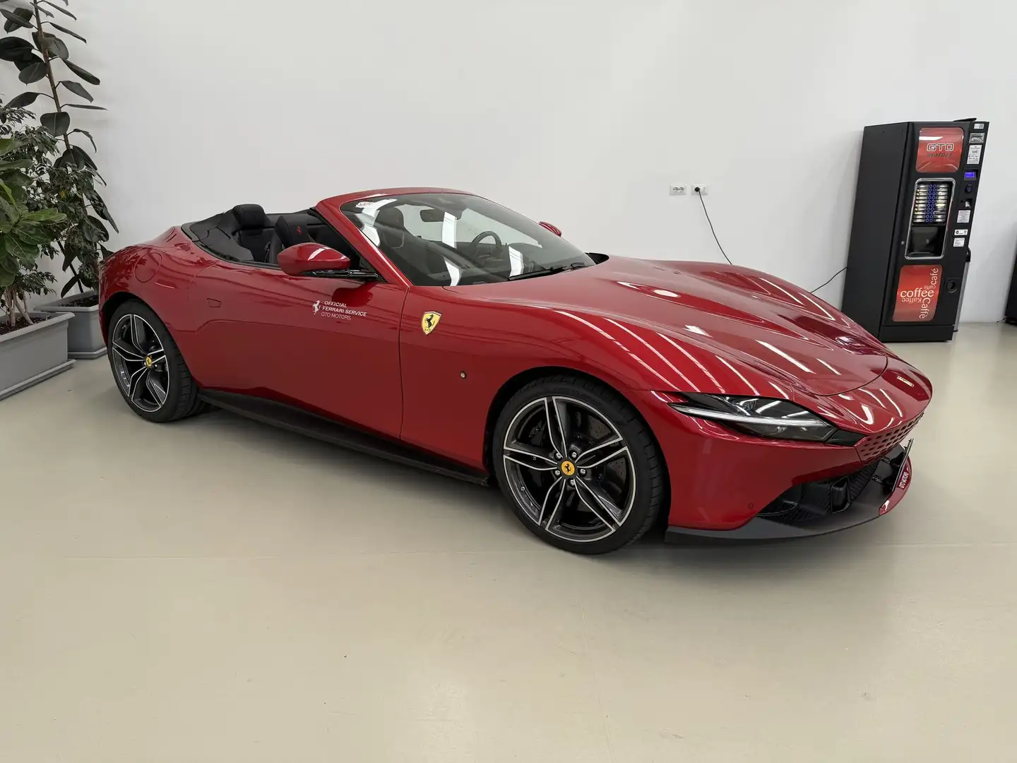 Ferrari Roma Spider - Rosso Imola - IVA ESPOSTA Rosso - 2