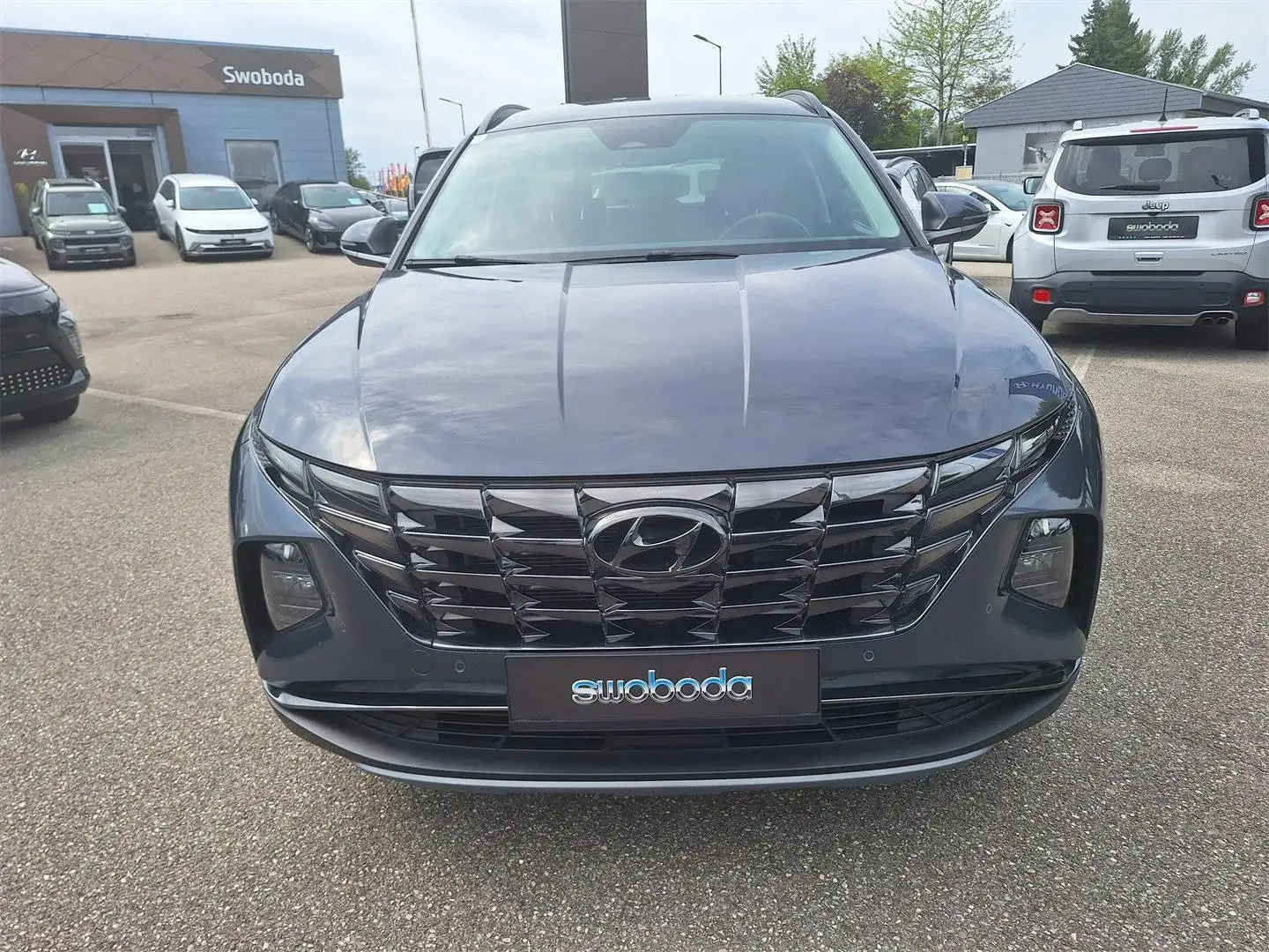 Hyundai TUCSON Tucson NX4 Trend Line 1,6 T-GDi HEV 4WD AT t1ht1 Grau - 2