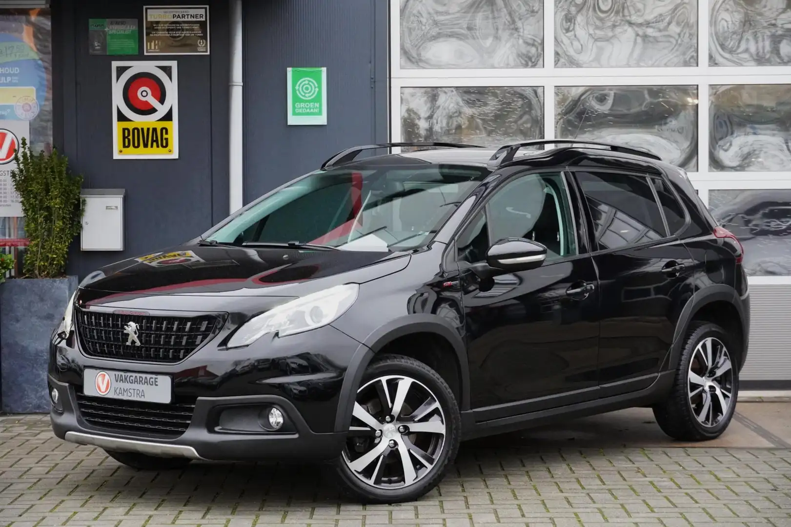 Peugeot 2008 1.2 PureTech GT-Line 131PK NAP Pano/Navi/AA+ACP Zwart - 2