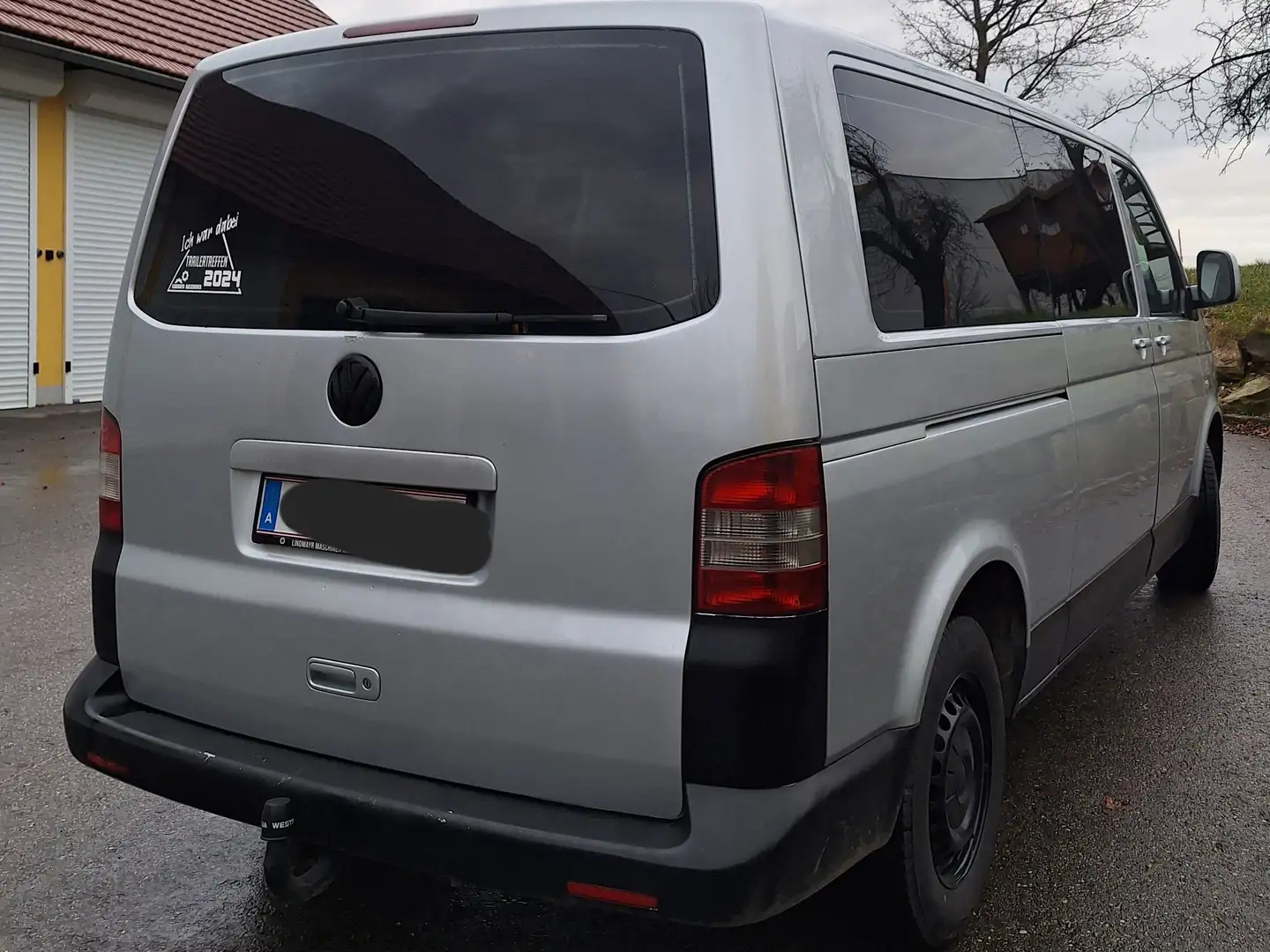 Volkswagen T5 Caravelle LR 2,5 TDI 4motion - 2