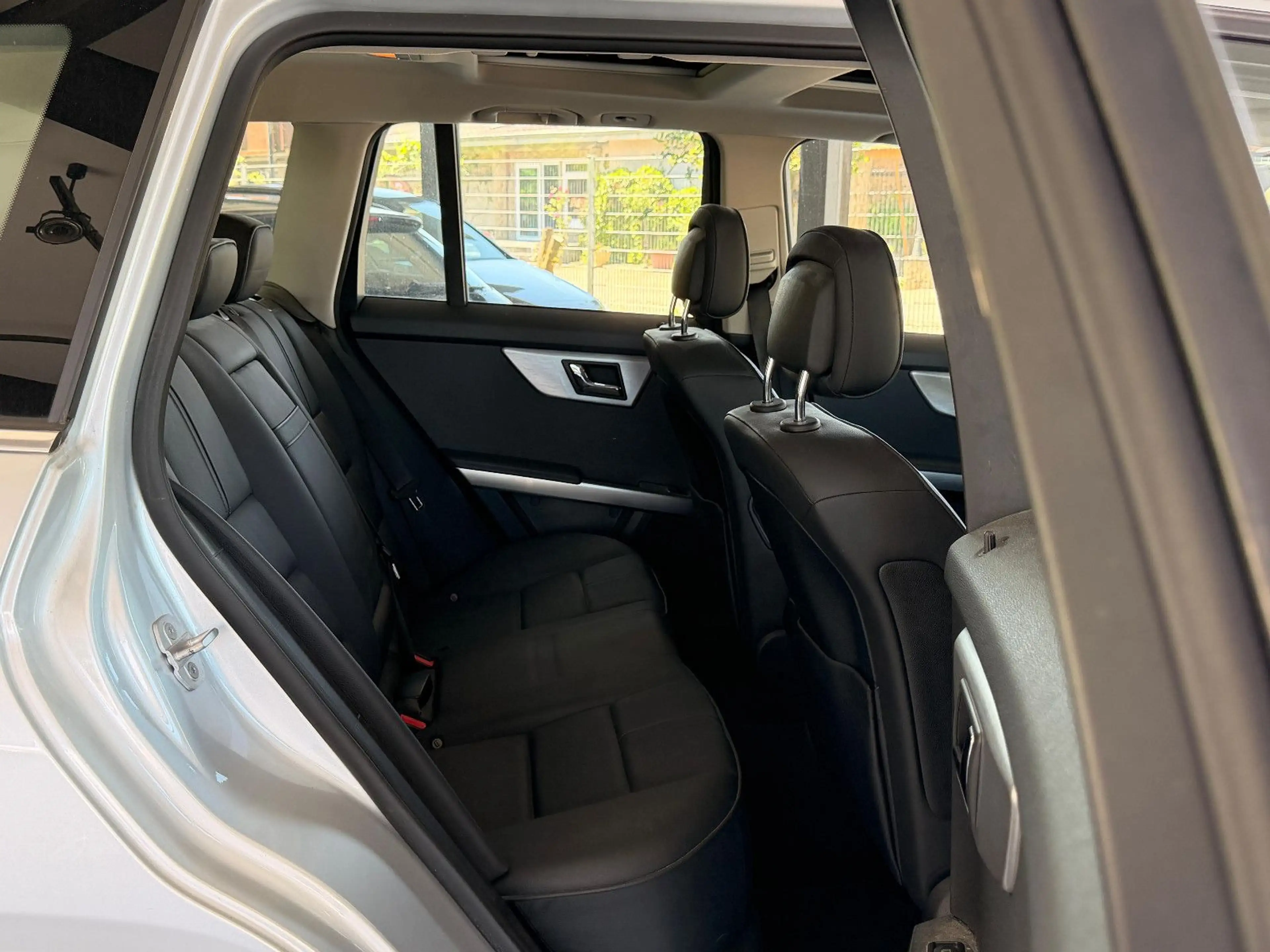 Mercedes-Benz GLK 220 CDI BlueEfficiency 4Matic-Pano-Leder — photo 13