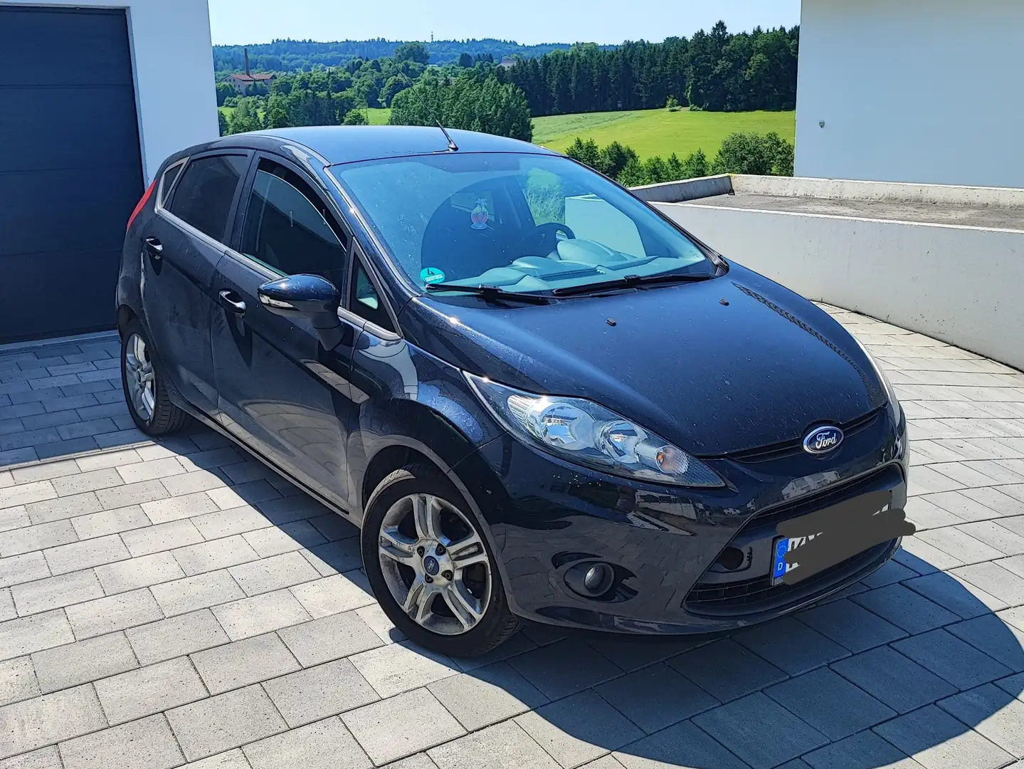 Ford Fiesta Fiesta  5-Türer 1.25 Ambiente Schwarz - 1