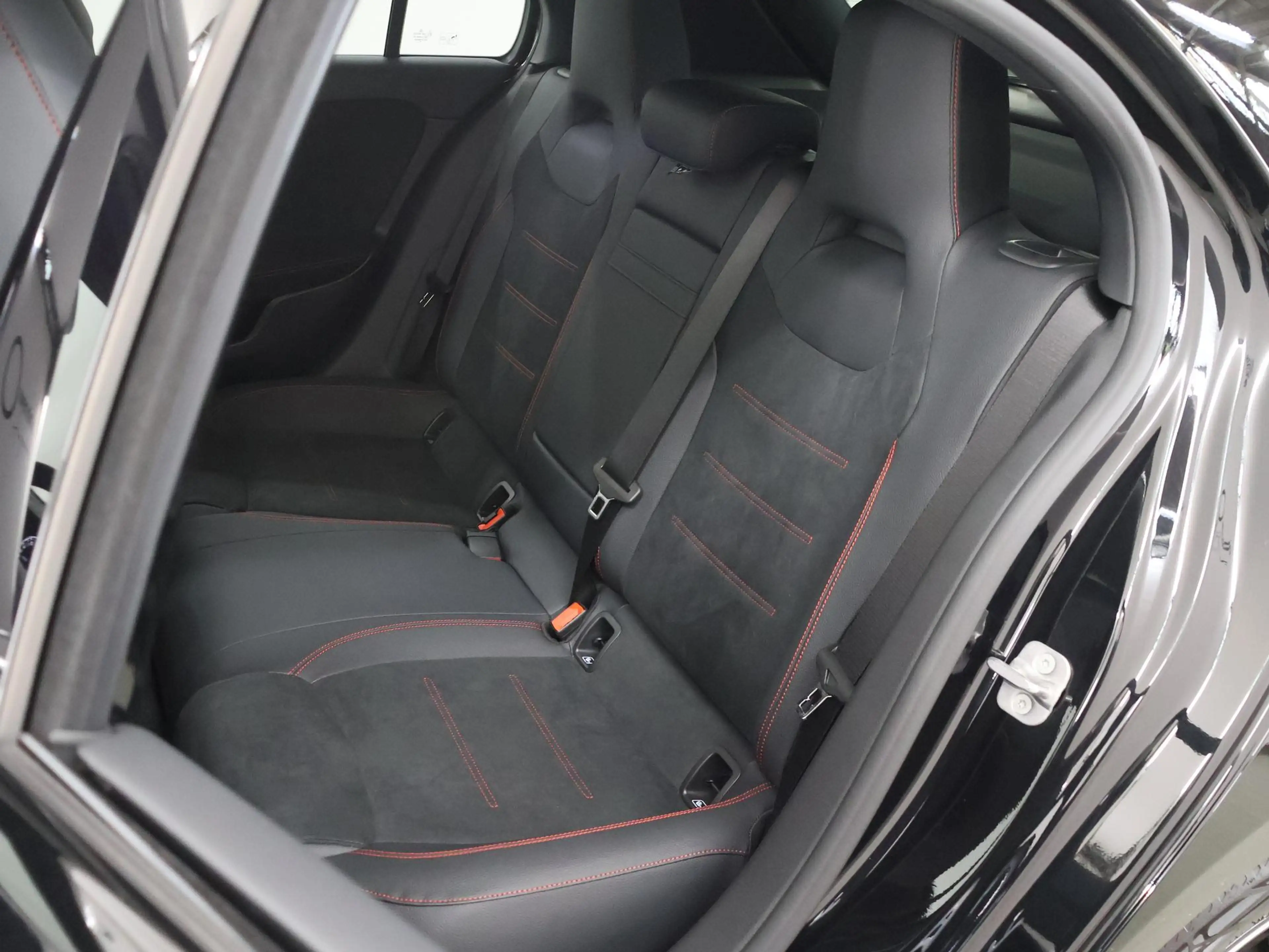 Mercedes-Benz A 250 250e Business Solution AMG | Panoramaschuifdak | P — photo 11