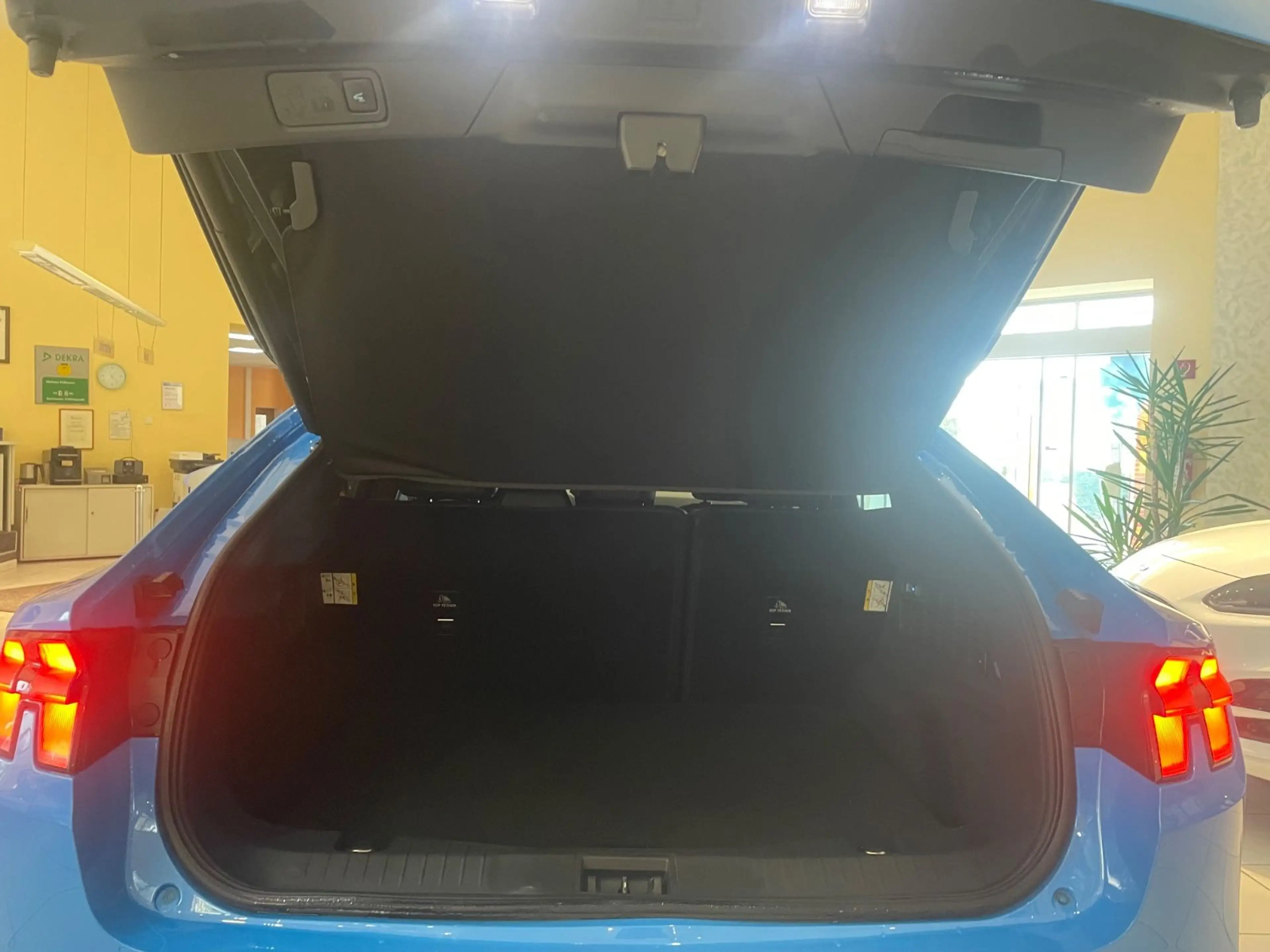 Ford Mustang Mach-E 294Ps Extended R. NAV/LED/Leder — photo 7