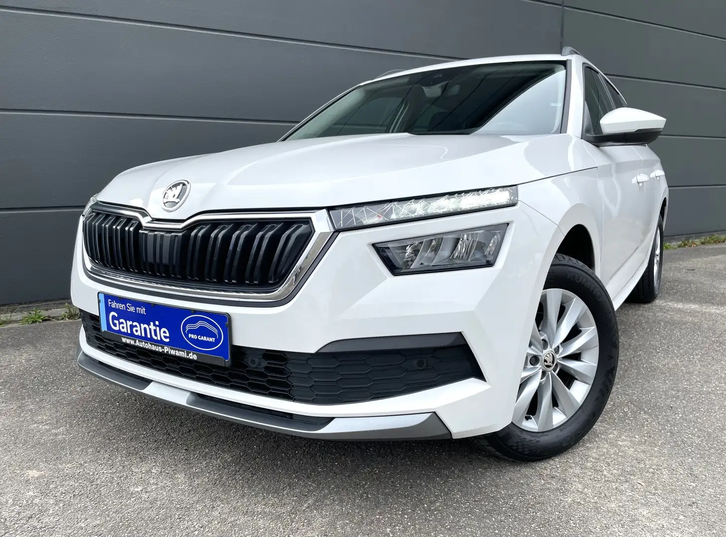 Skoda Kamiq 1.5 TSI 150PS Ambition KAMERA Tempomat ALU DAB LED Weiß - 2