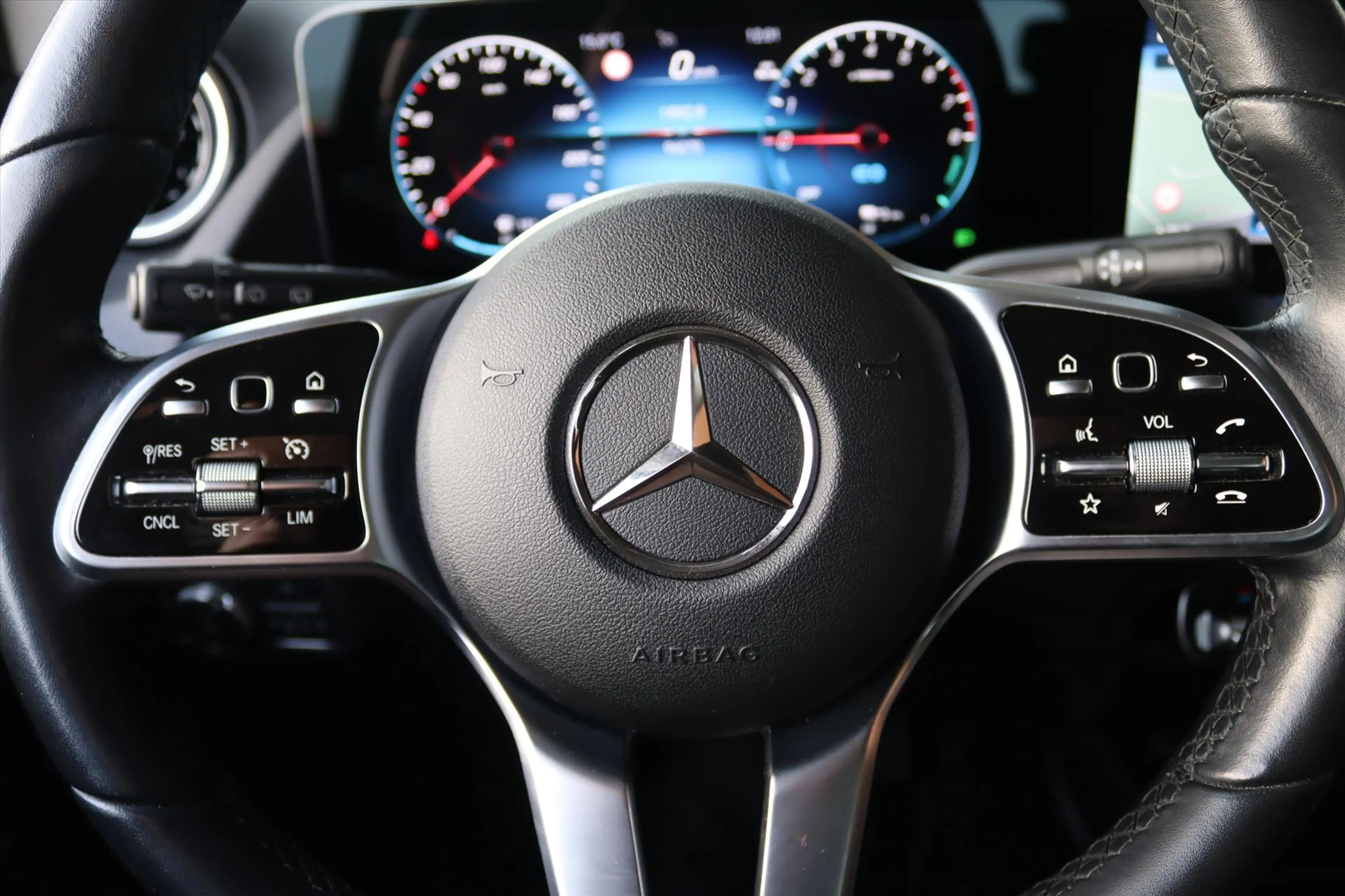 Mercedes-Benz B 250 B250e 218PK AUTOMAAT LUXURY LINE Navi | Head Up | — photo 27
