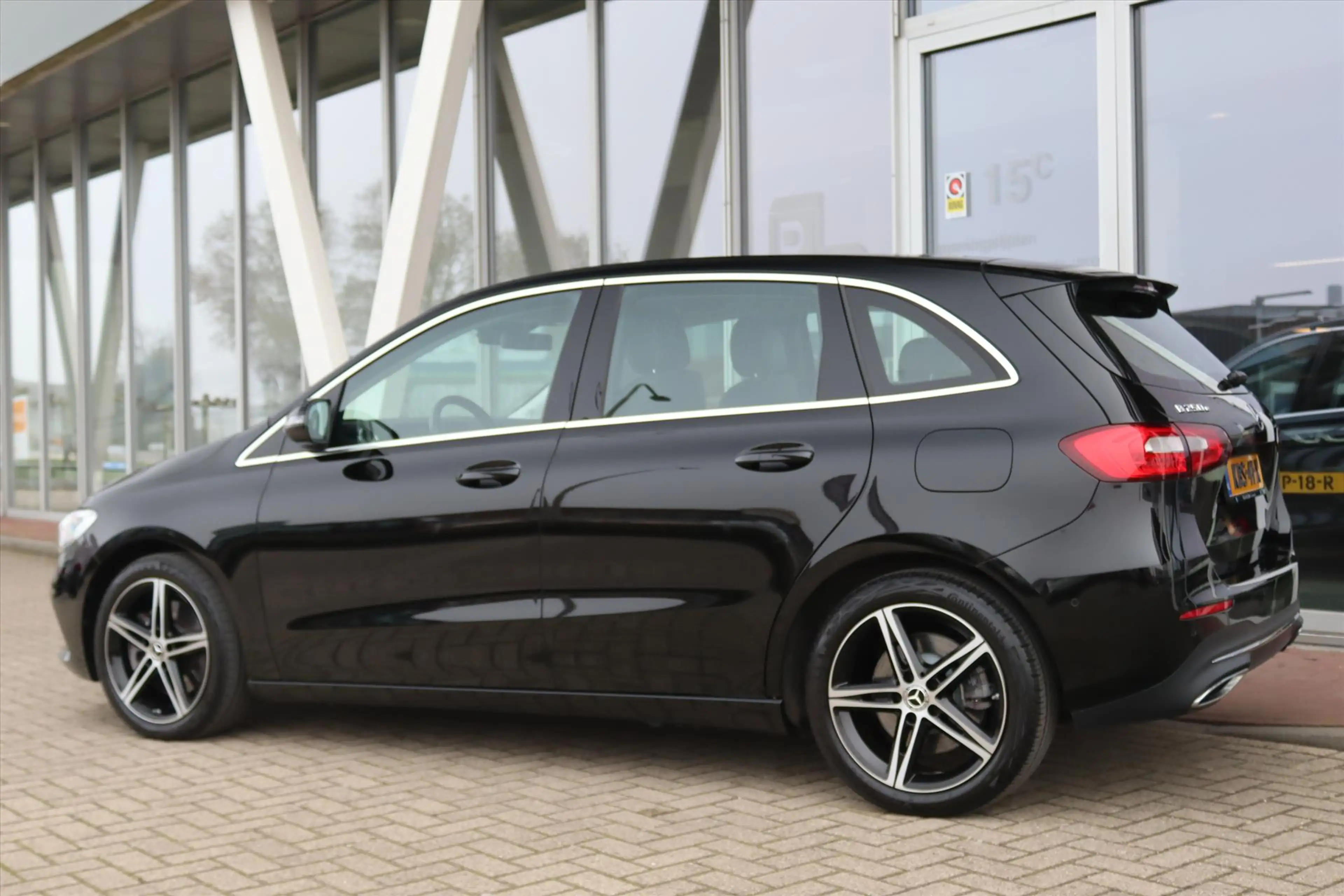 Mercedes-Benz B 250 B250e 218PK AUTOMAAT LUXURY LINE Navi | Head Up | — photo 3