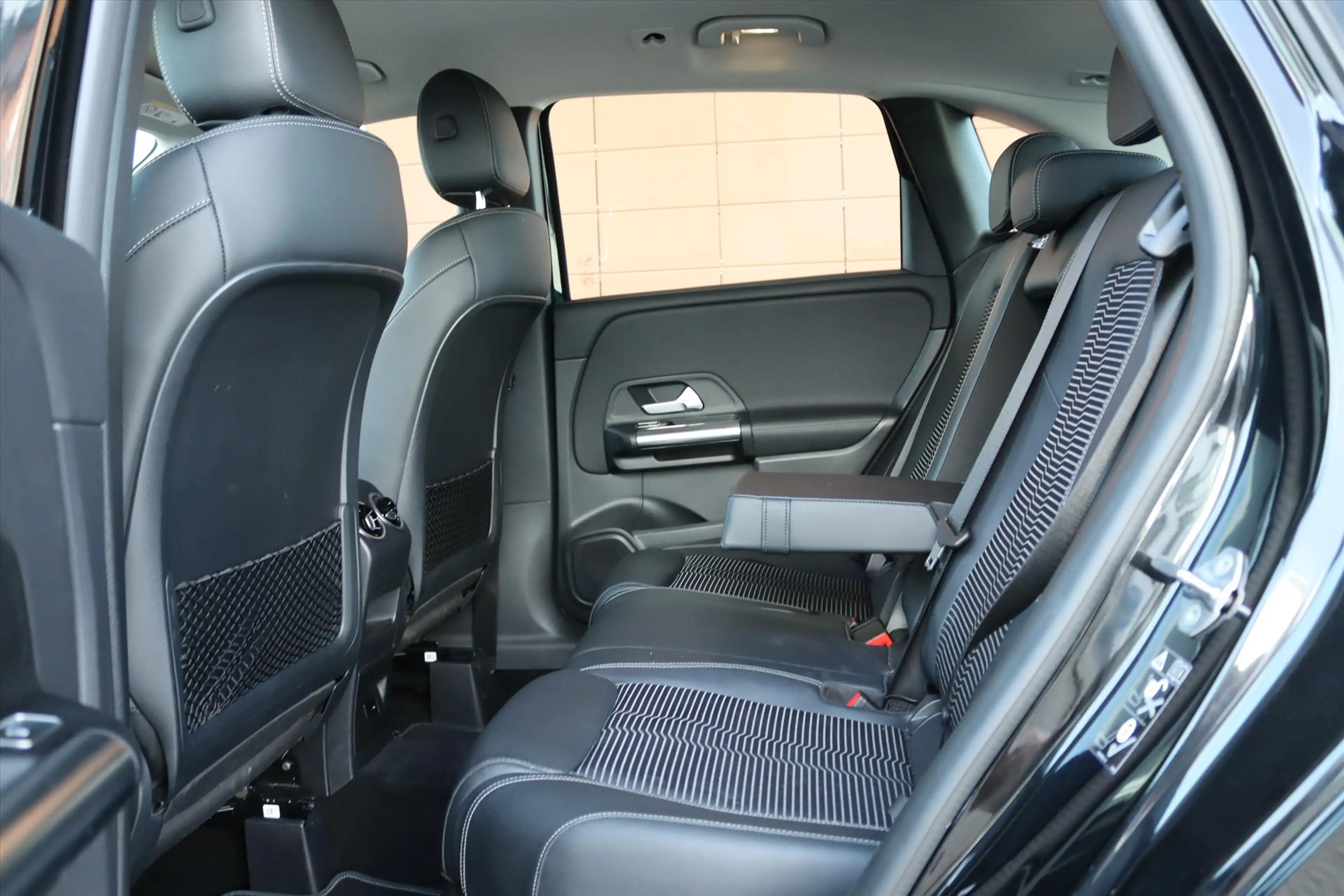 Mercedes-Benz B 250 B250e 218PK AUTOMAAT LUXURY LINE Navi | Head Up | — photo 10
