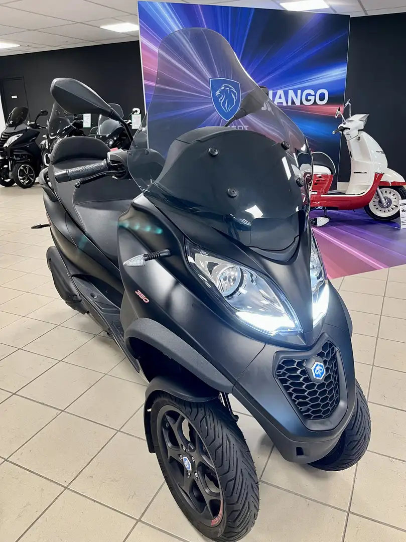 Piaggio MP3 350 Чорний - 1
