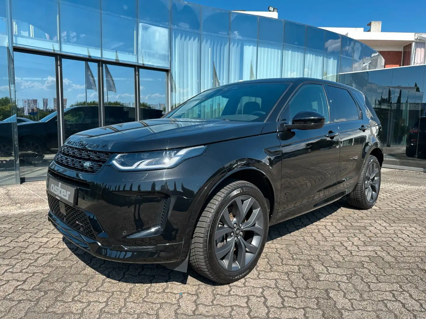 Land Rover Discovery Sport D200 R-Dynamic SE Meridian|AHK Noir - 1