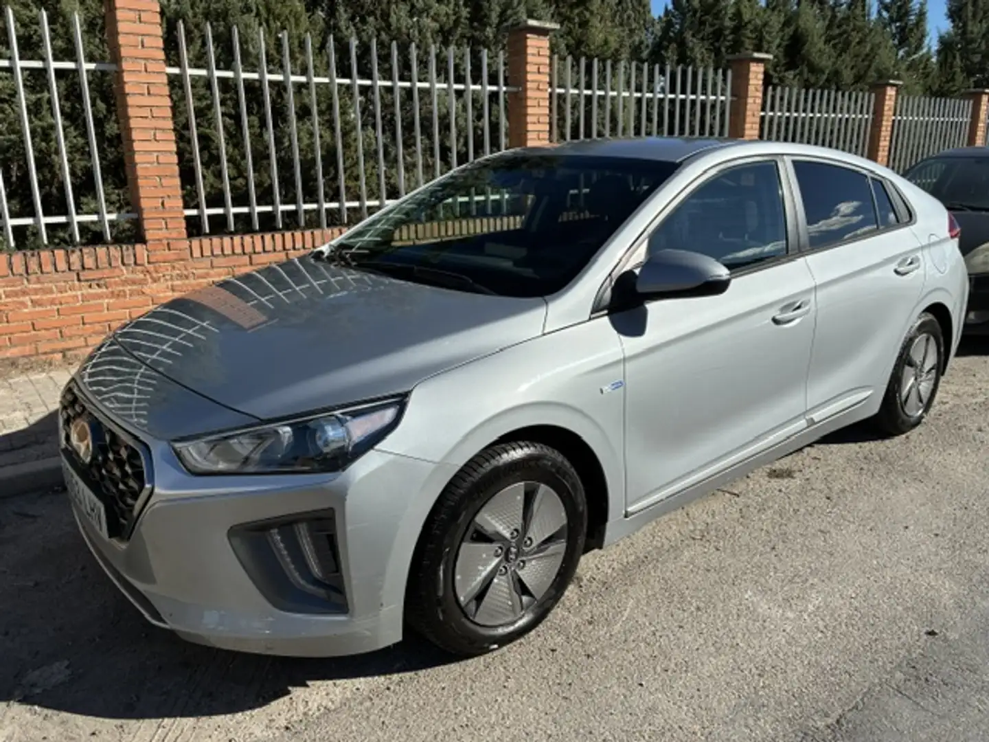 Hyundai IONIQ HEV 1.6 GDI Style Gris - 2