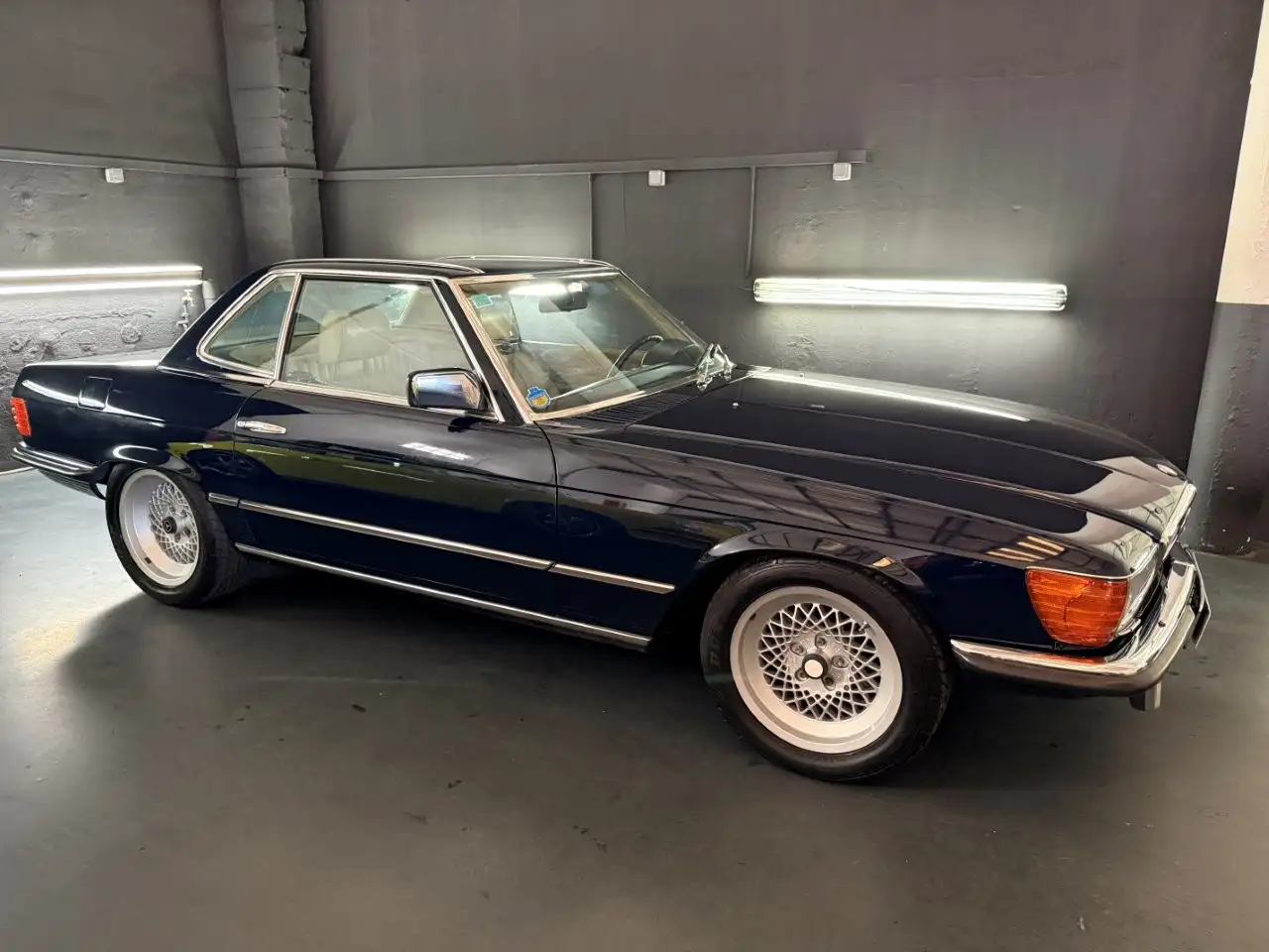 Mercedes-Benz 500 SL R107 BVA, foto 2