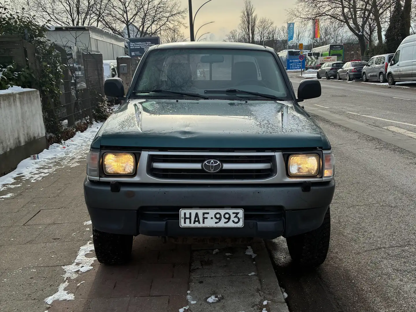 Toyota Hilux Toyota Hilux 2000 Grün - 1
