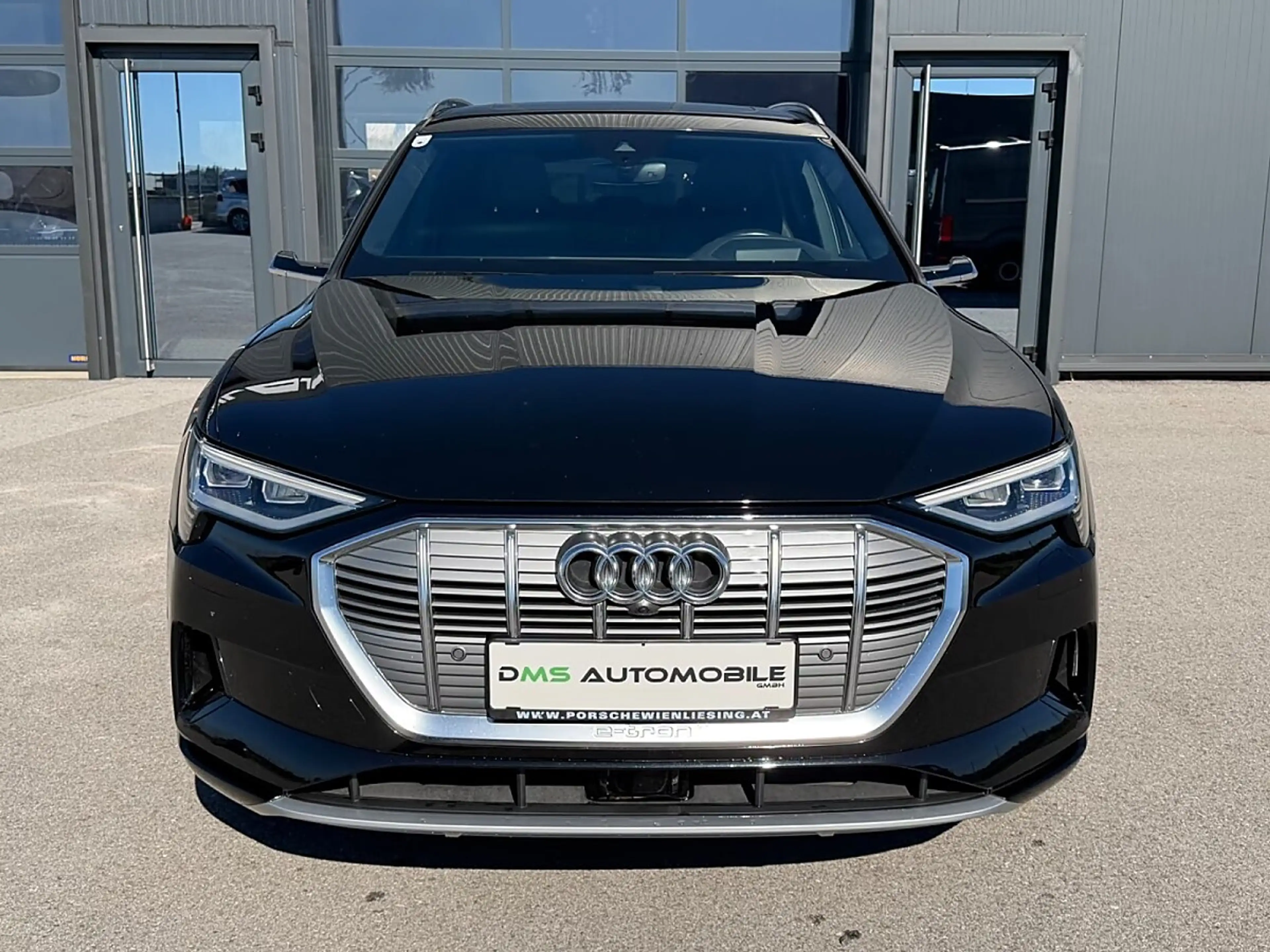 Audi e-tron 55 quattro 95kWh Advanced — photo 3