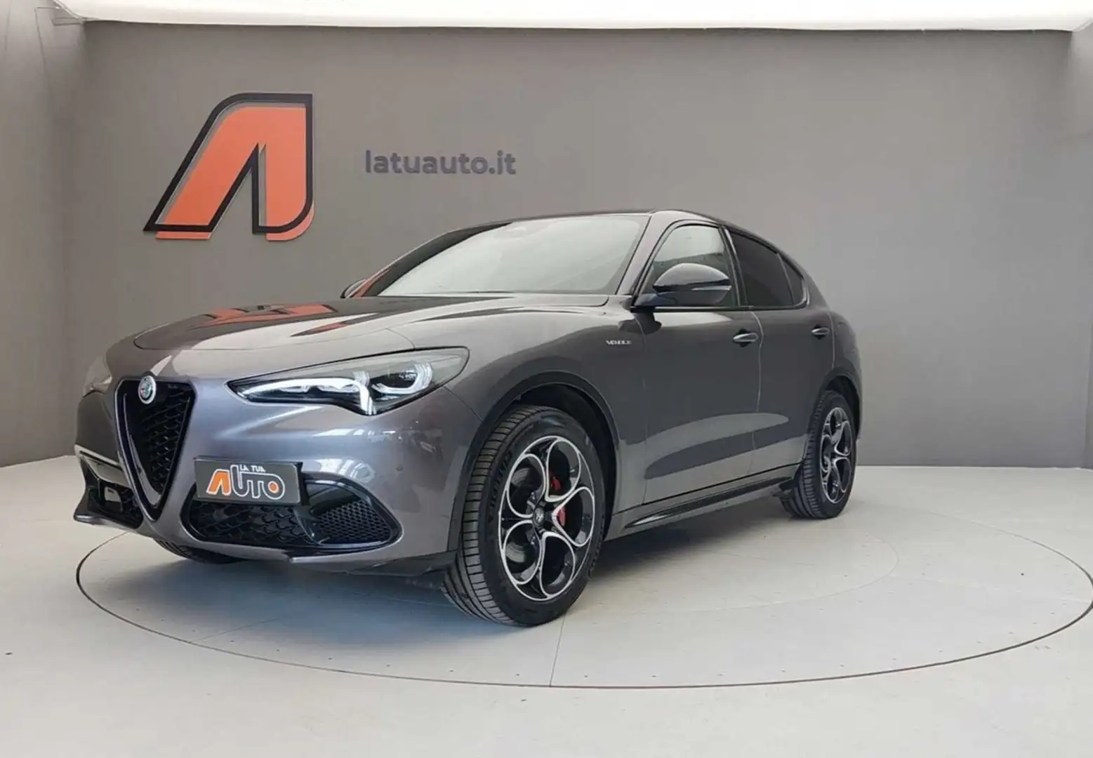 Alfa Romeo Stelvio 2.2 TD 210CV VELOCE AT8 Q4 Grau - 1