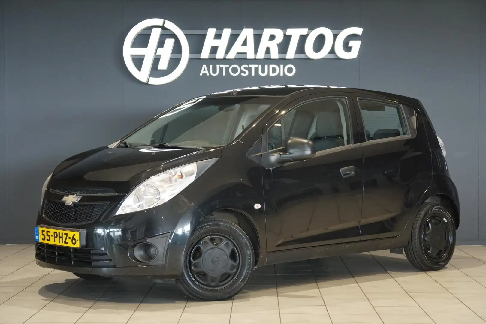 Chevrolet Spark 1.0 16V L Zwart - 1