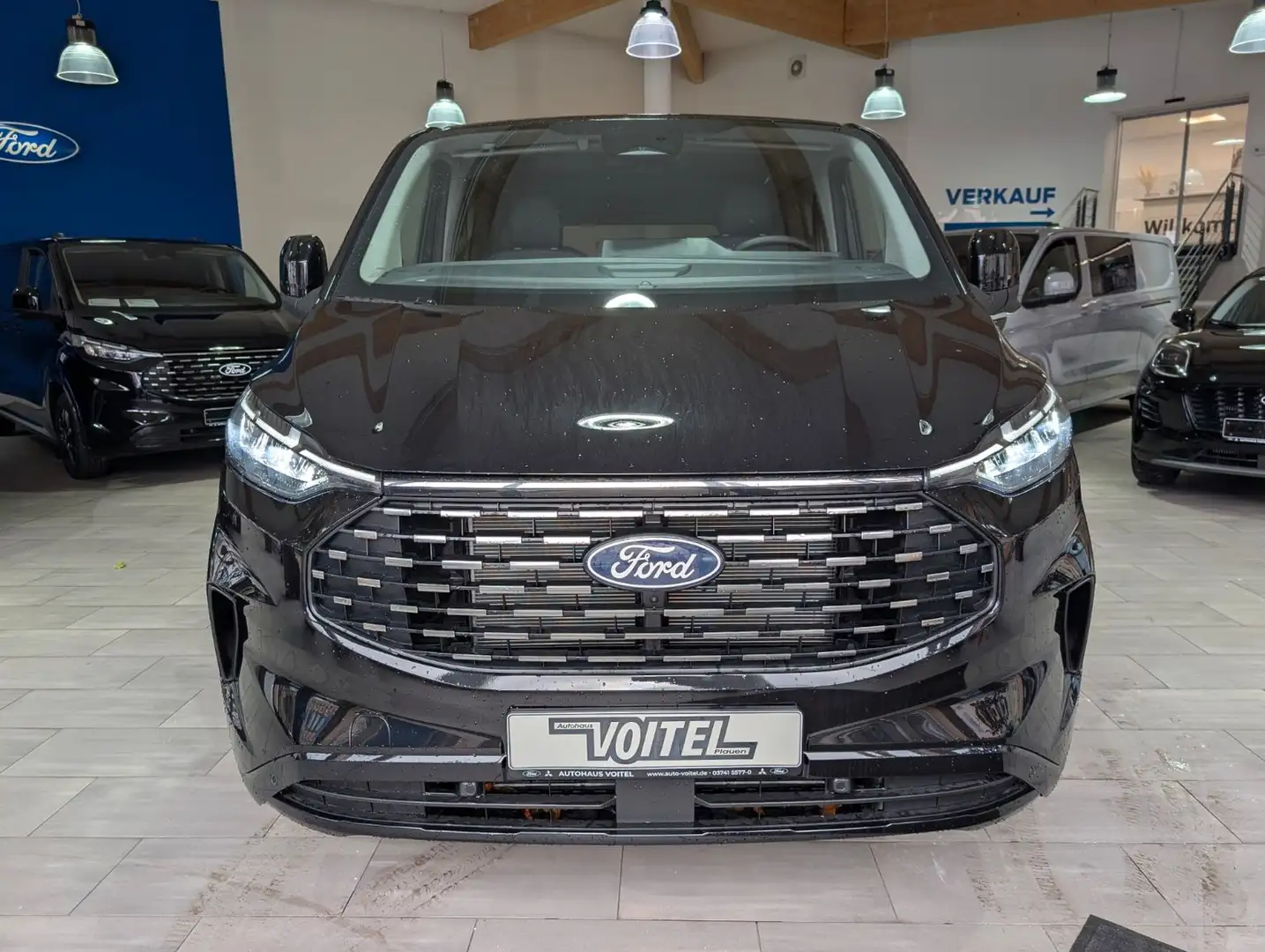 Ford Tourneo Custom 2.0 L2 Tit X AT B&O Allrad Schwarz - 2