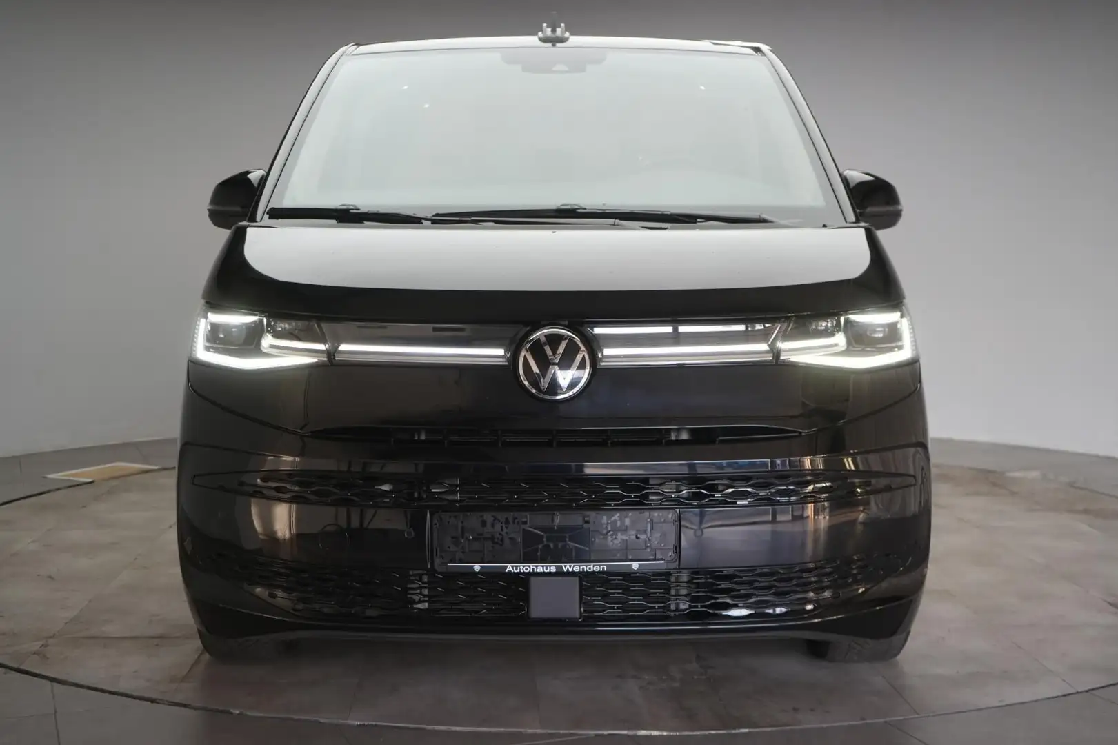 Volkswagen T7 Multivan 2,0 TDI SCR LÜ Style Noir - 2