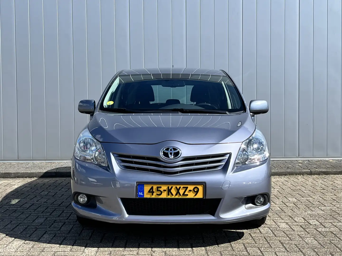 Toyota Verso 1.8 VVT-i Dynamic NL Auto Clima Cruise PDC Trekhaa Bleu - 2