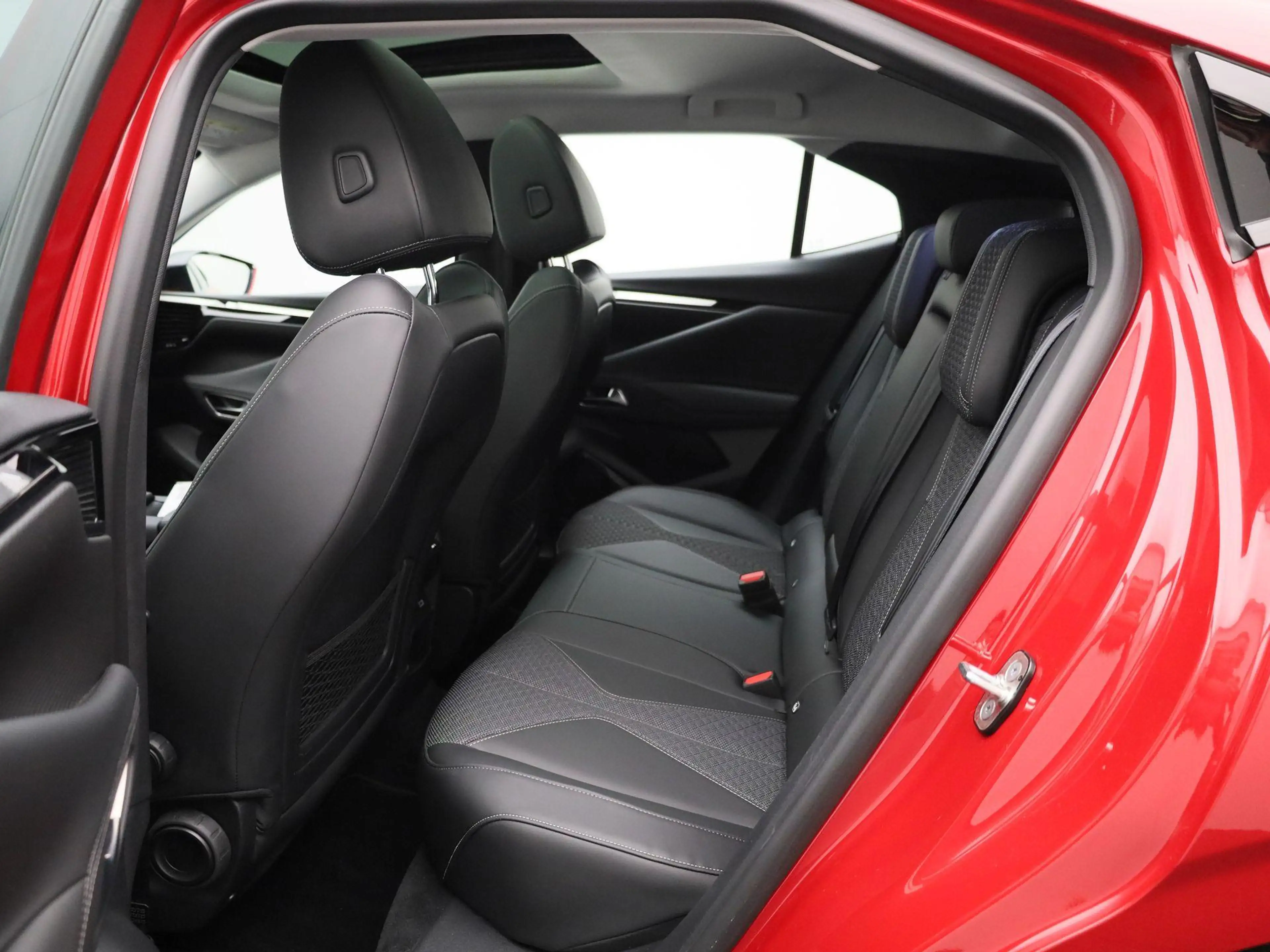DS Automobiles DS 4 1.2 PureTech Trocadero | PANORAMADAK | NAVIGATIE | — photo 10