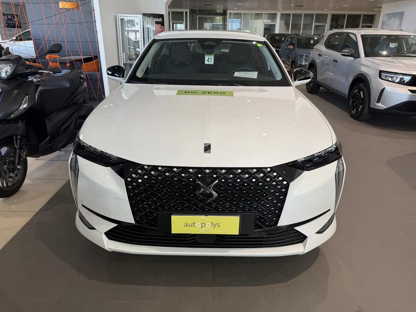 DS Automobiles DS 4 DS 4 BlueHDi 130 aut. Pallas Blanc - 2