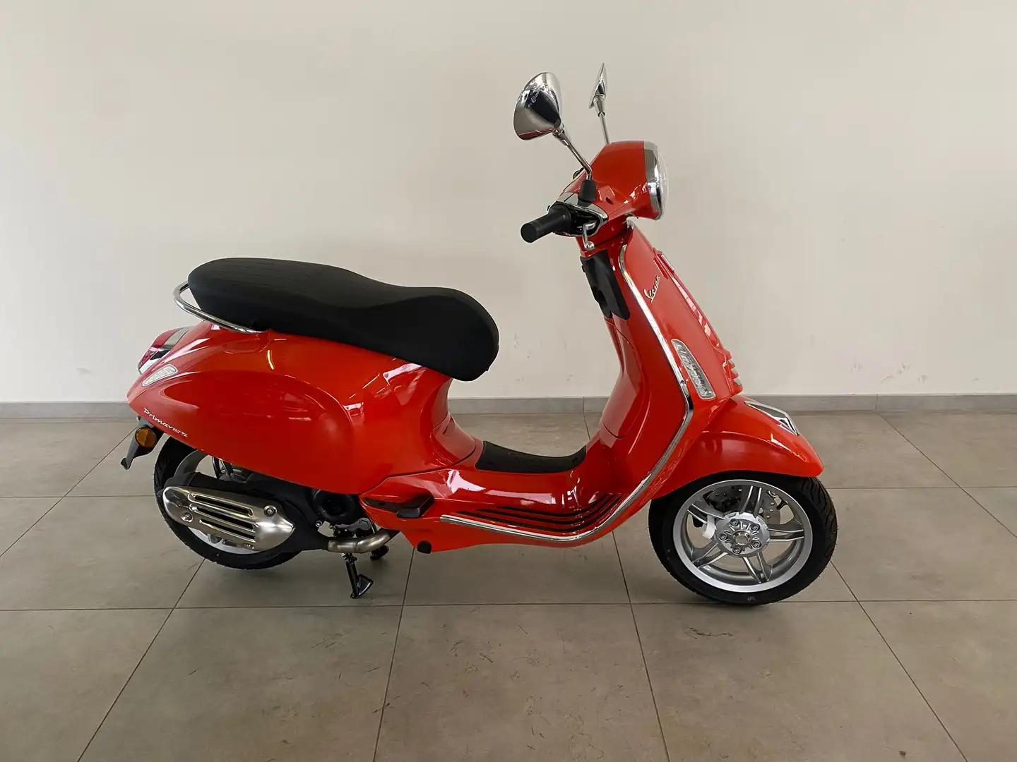 Vespa Primavera 50 Orange - 1