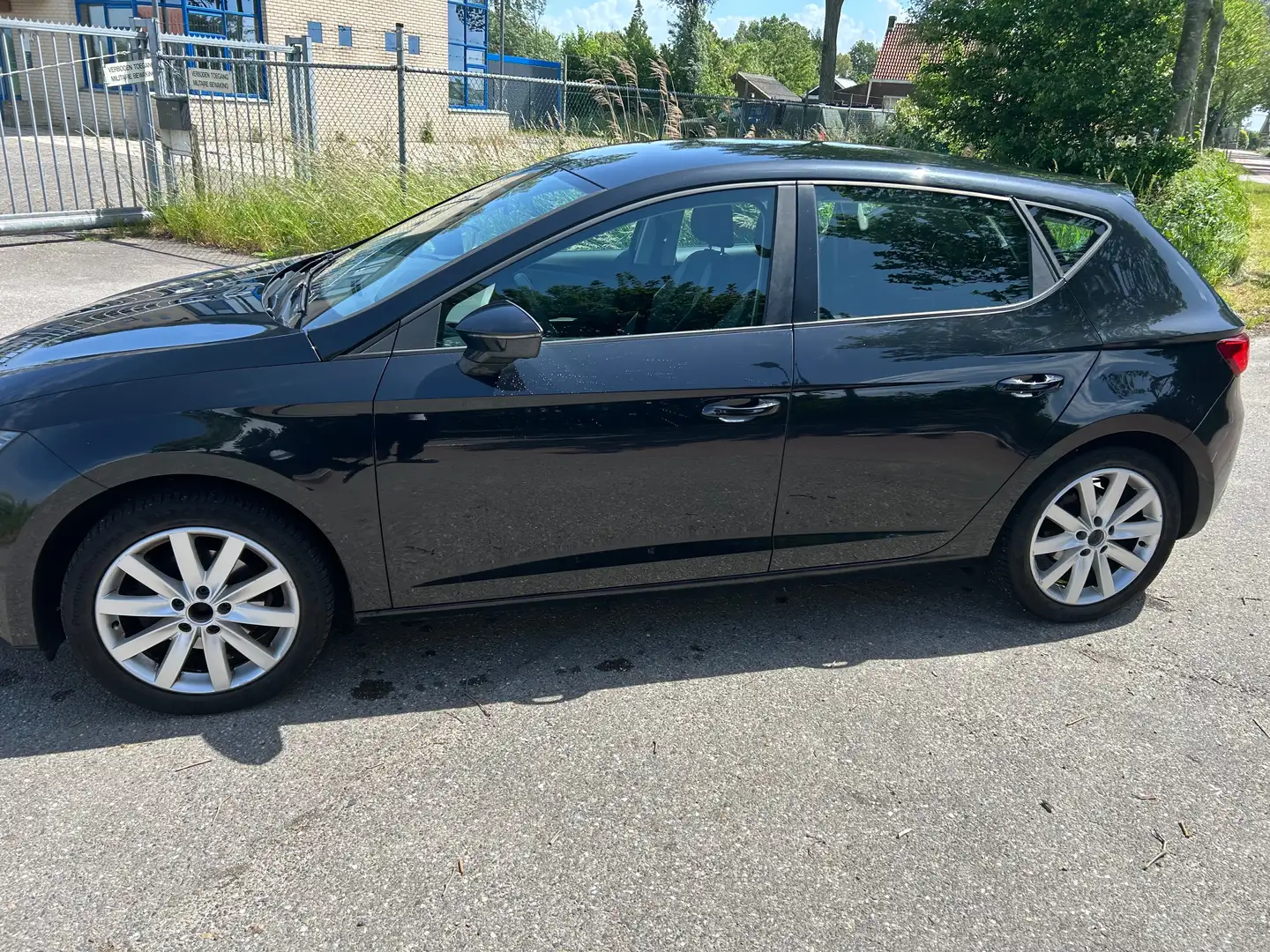 SEAT Leon Leon 1.6 TDI Reference Negru - 2