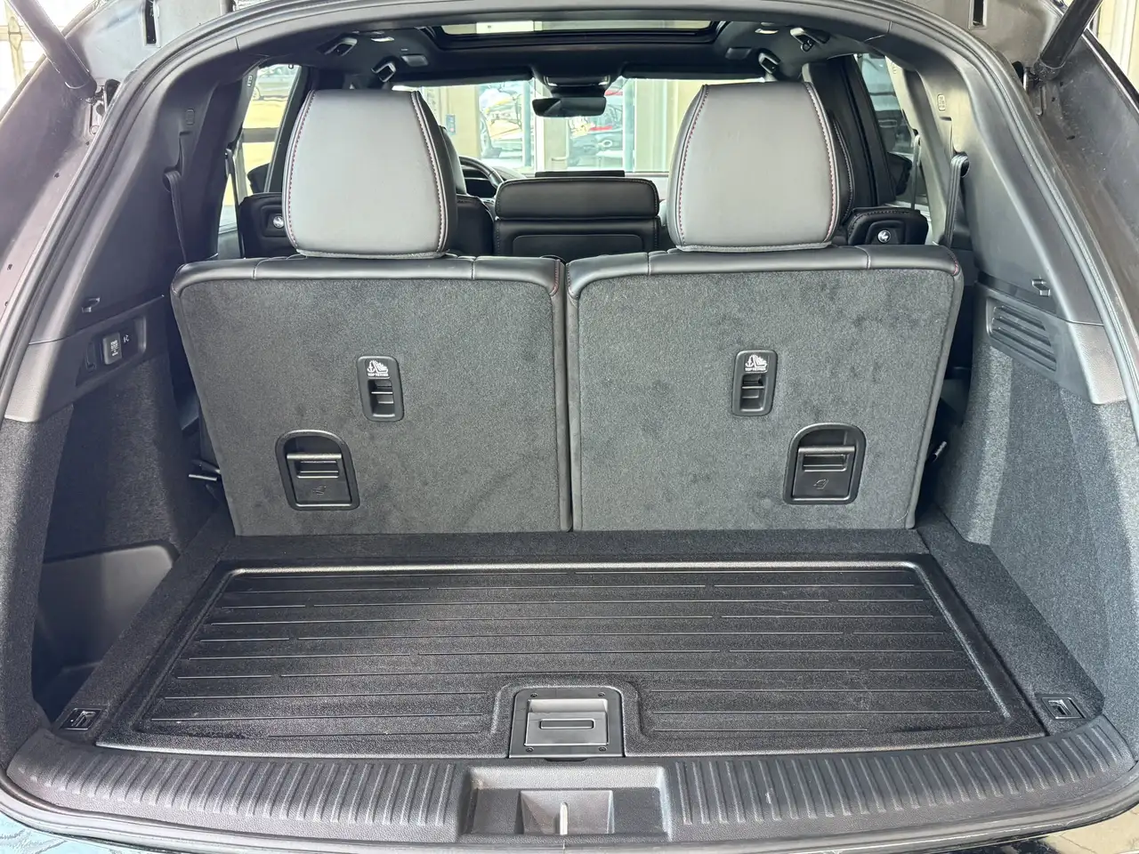 Acura MDX снимка Acura MDX