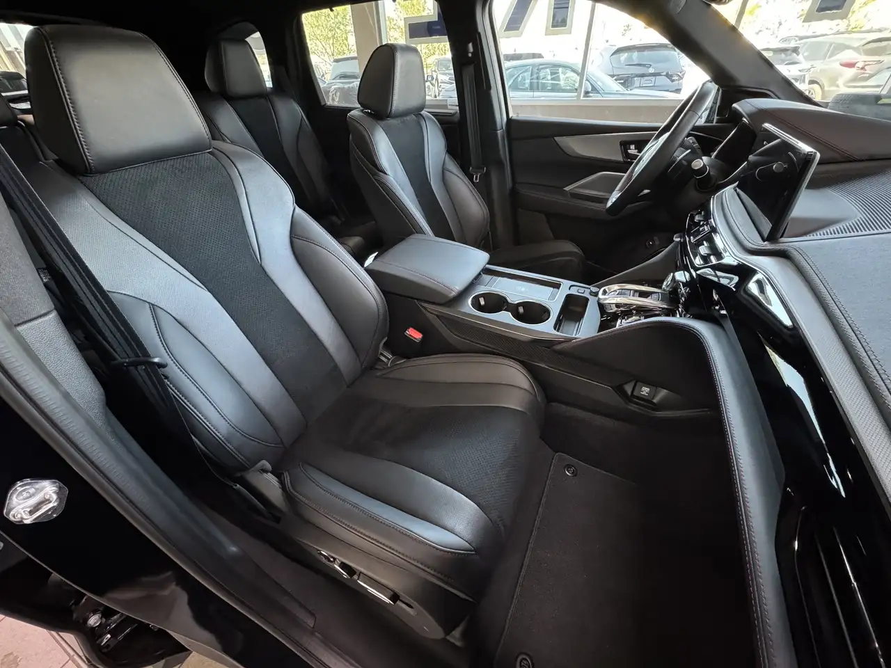 Acura MDX снимка Acura MDX