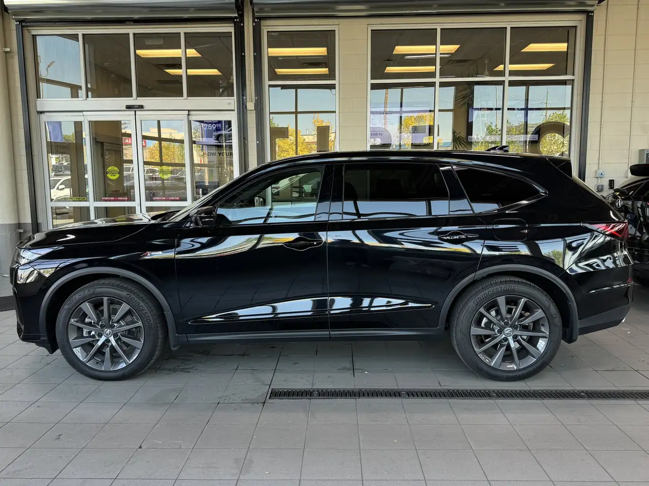 Acura MDX снимка Acura MDX